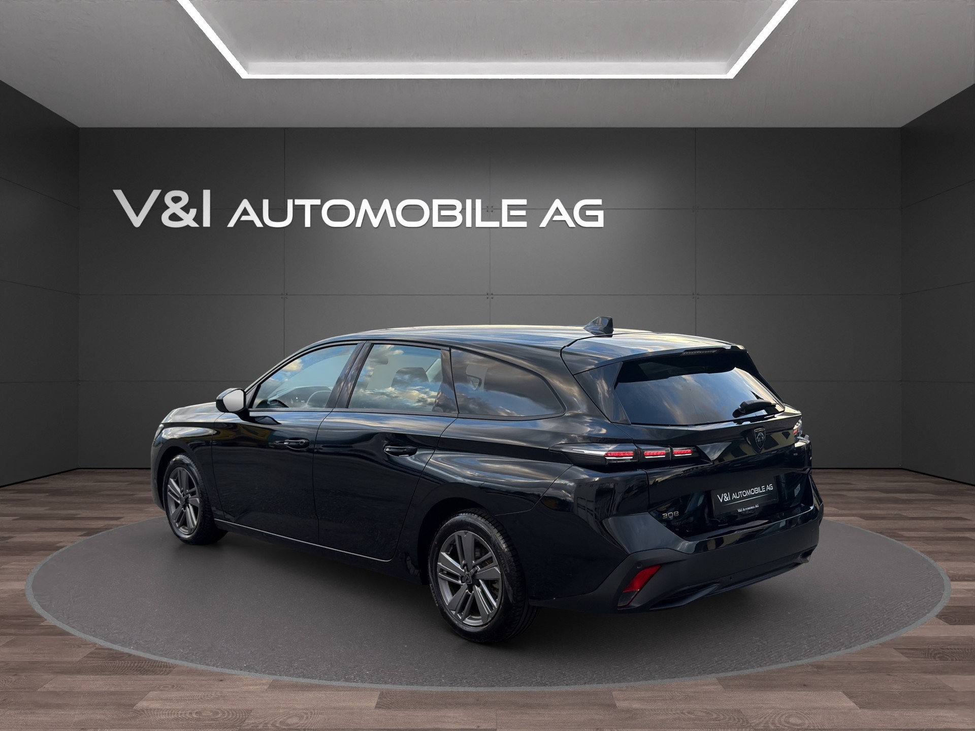 PEUGEOT 308 SW 1.2 Pure Tech Active Pack EAT8-image-3