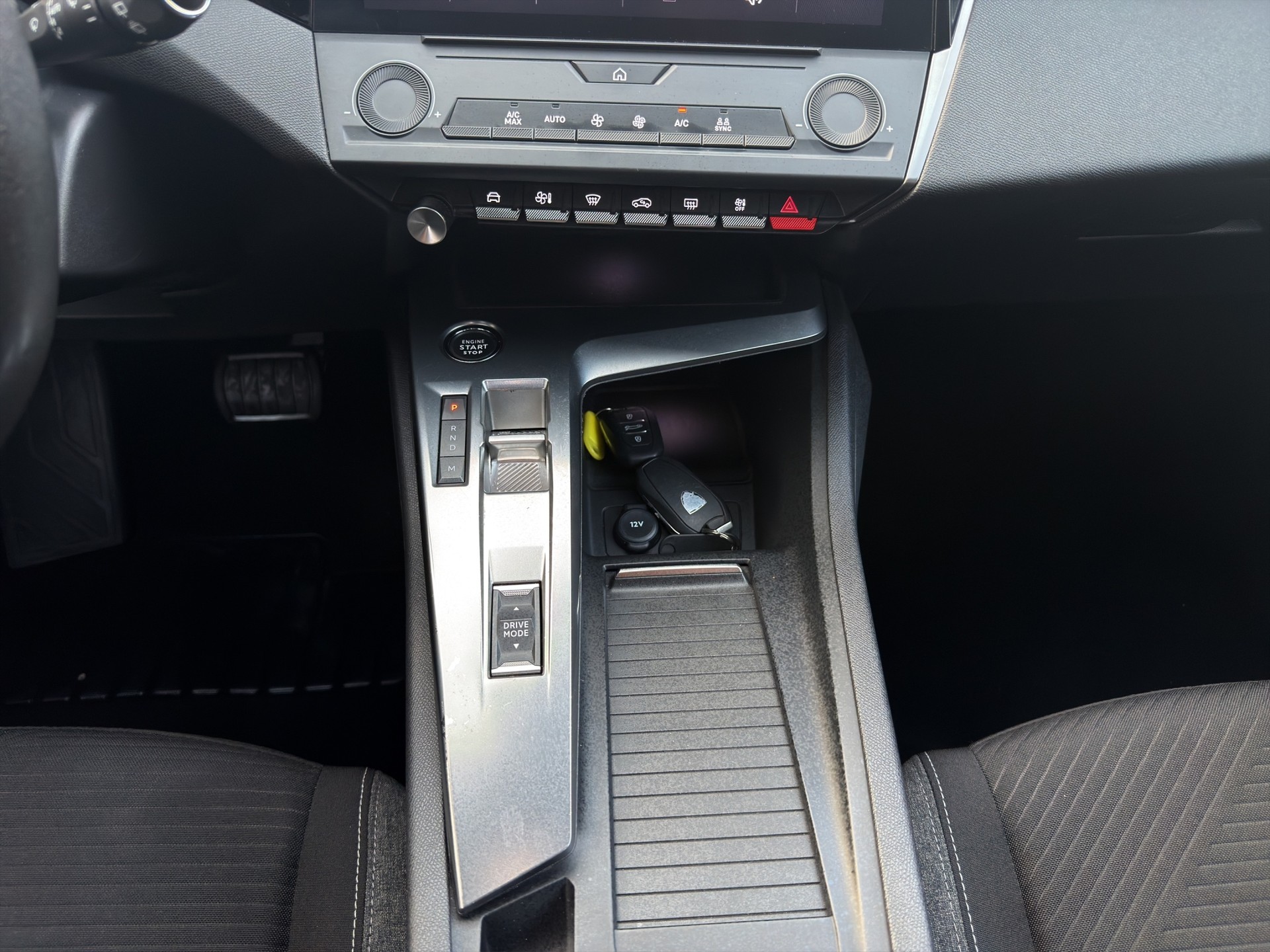 PEUGEOT 308 SW 1.2 Pure Tech Active Pack EAT8-image-14
