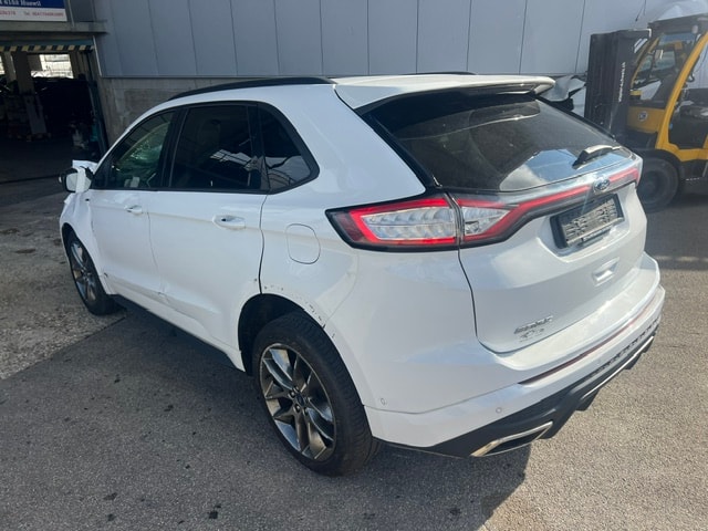 FORD Edge 2.0 TDCi ST-Line 4WD PowerShift-image-2