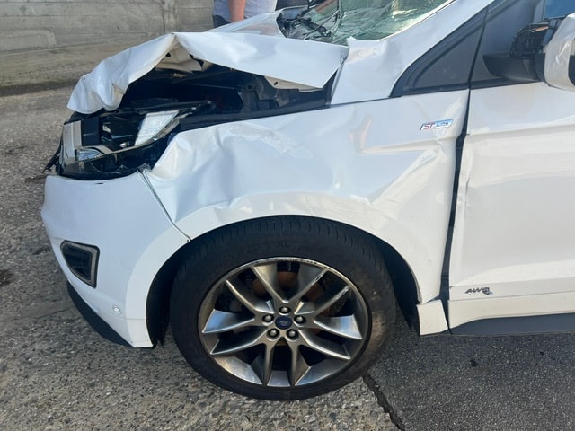 FORD Edge 2.0 TDCi ST-Line 4WD PowerShift-image-13