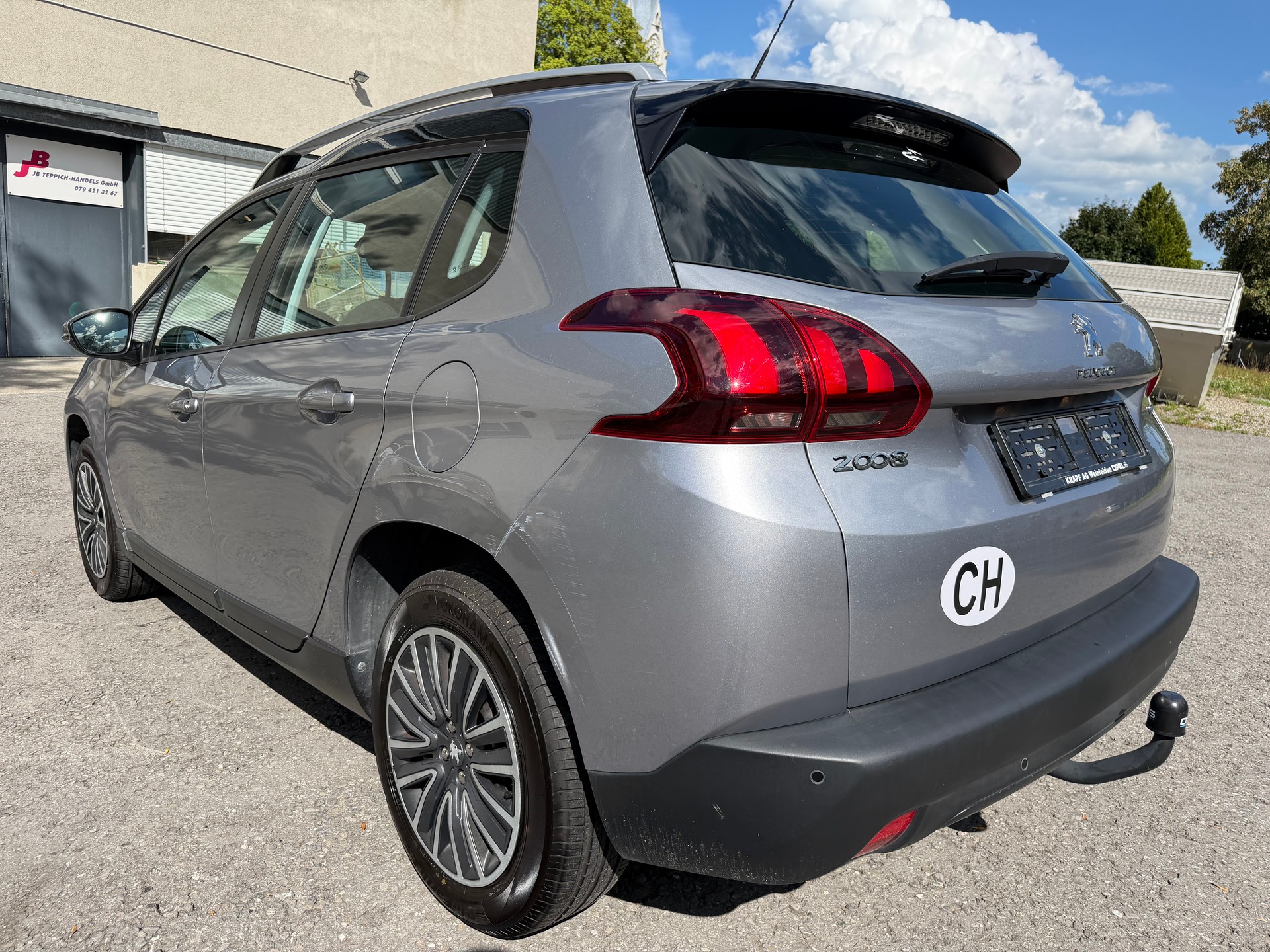PEUGEOT 👉🏻2008 1.2 PureTech Style EAT6-image-5