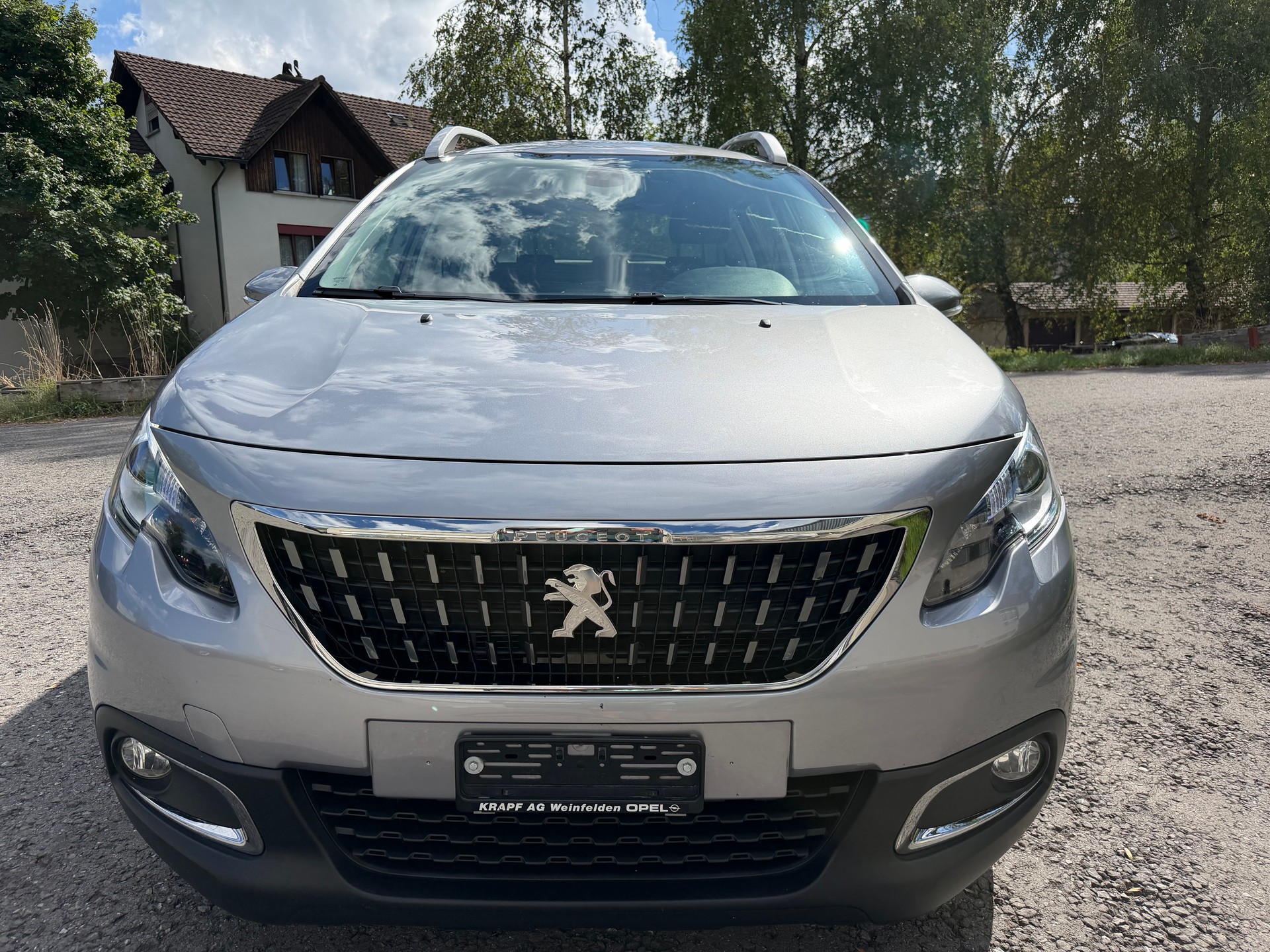 PEUGEOT 👉🏻2008 1.2 PureTech Style EAT6-image-1