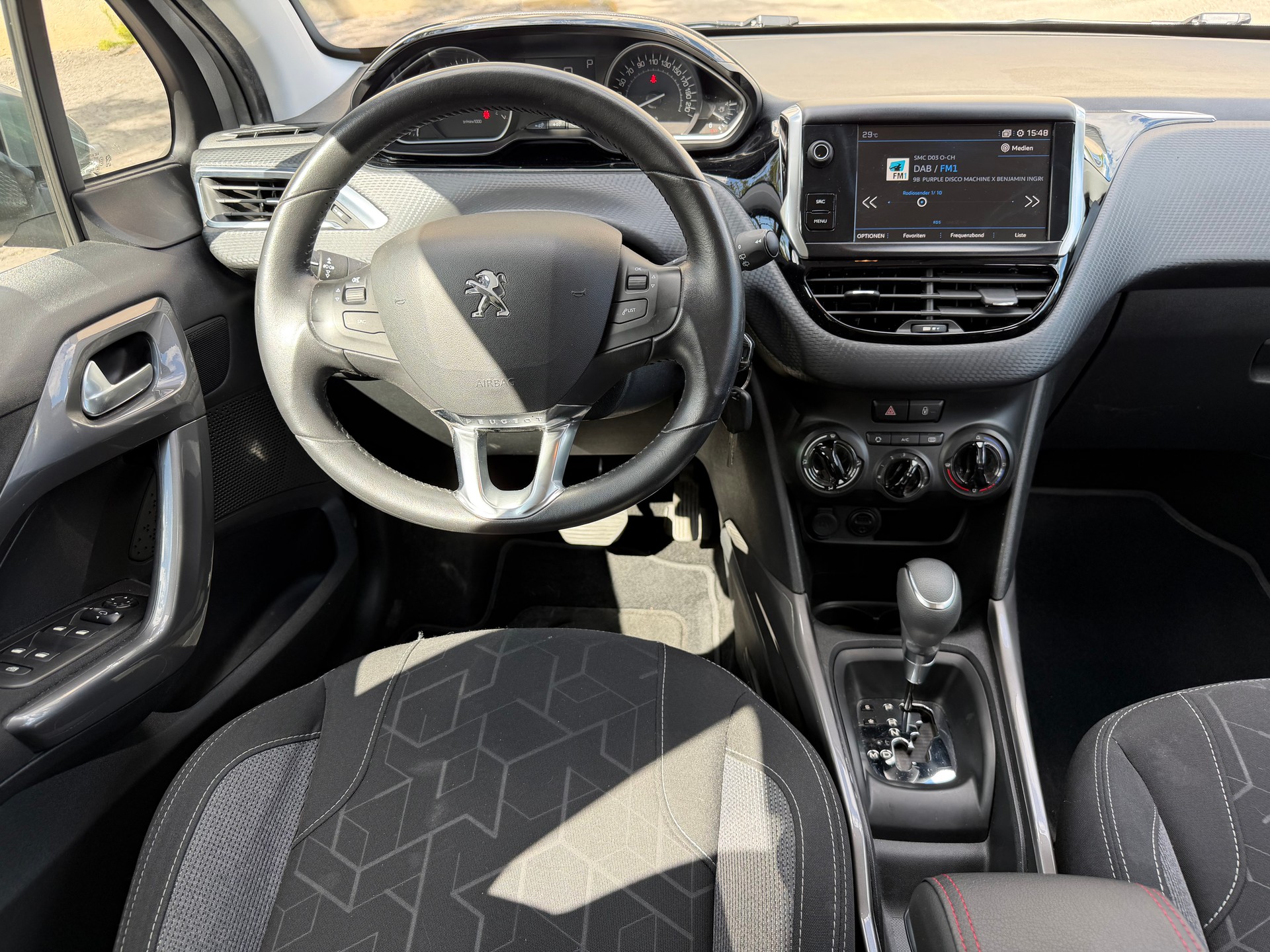 PEUGEOT 👉🏻2008 1.2 PureTech Style EAT6-image-11