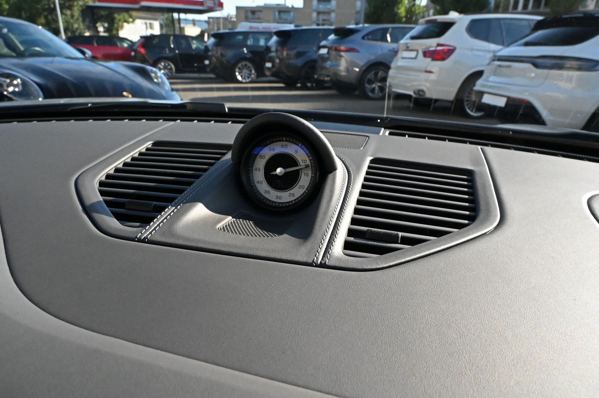 PORSCHE 911 Turbo S PDK-image-18
