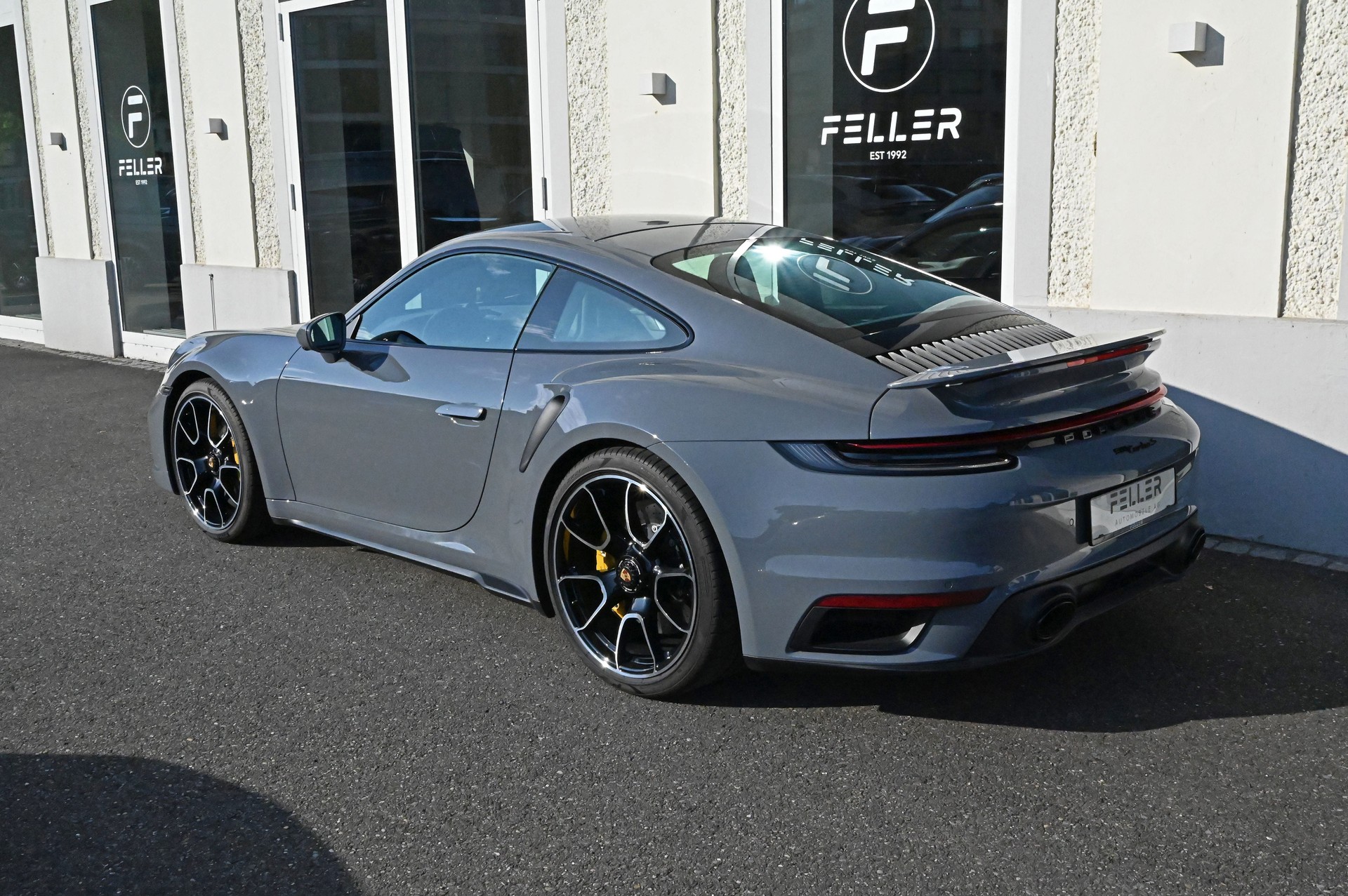 PORSCHE 911 Turbo S PDK-image-8