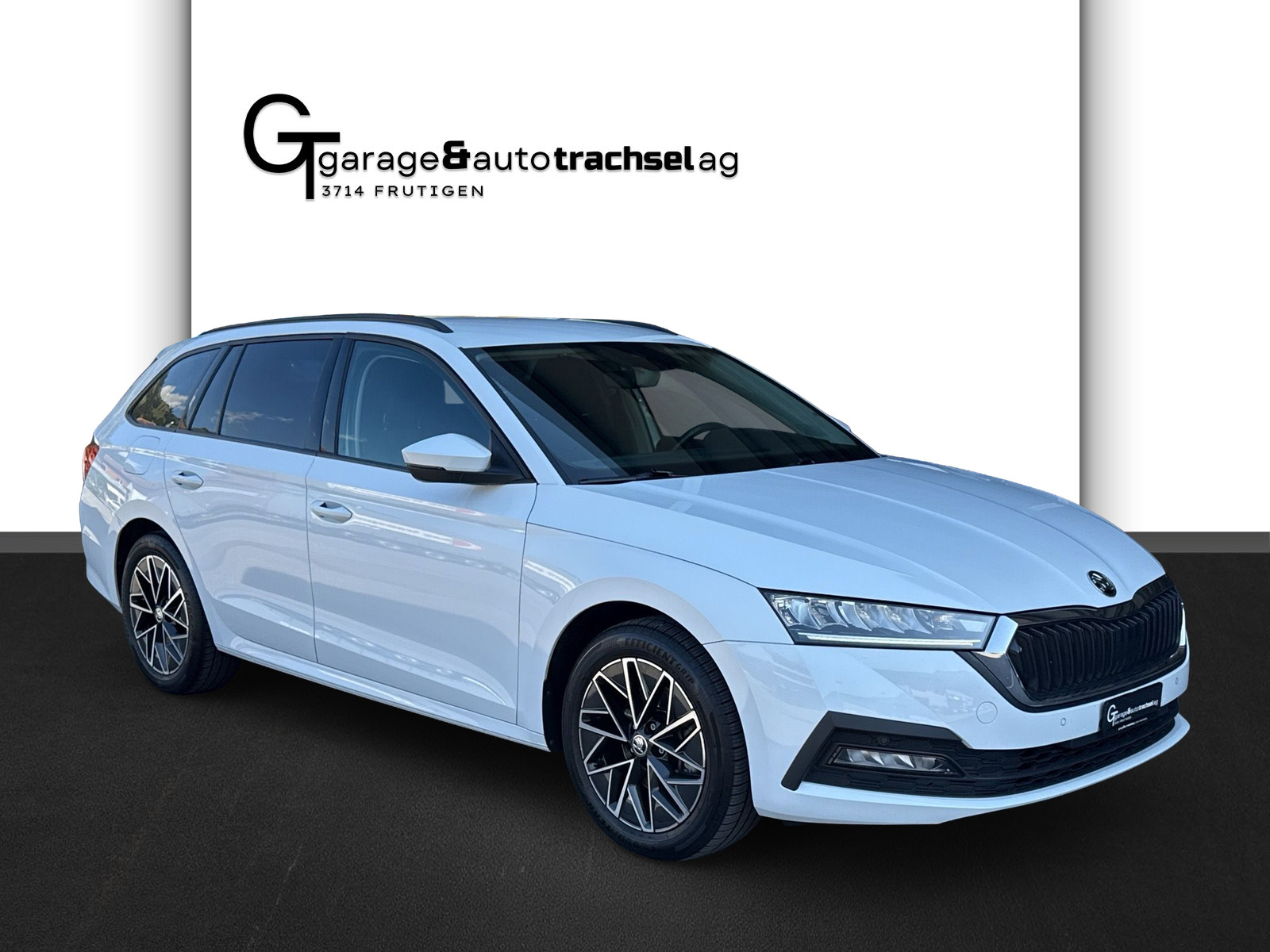 SKODA Octavia Combi 2.0 TSI Ambition DSG 4x4-image-6