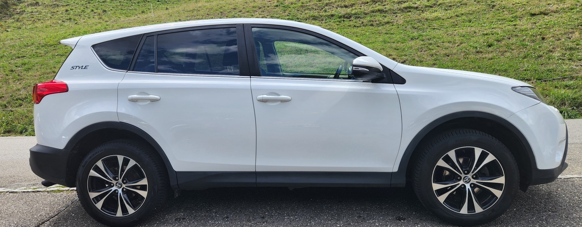 TOYOTA RAV-4 2.0 16V Style Multidrive S-image-1