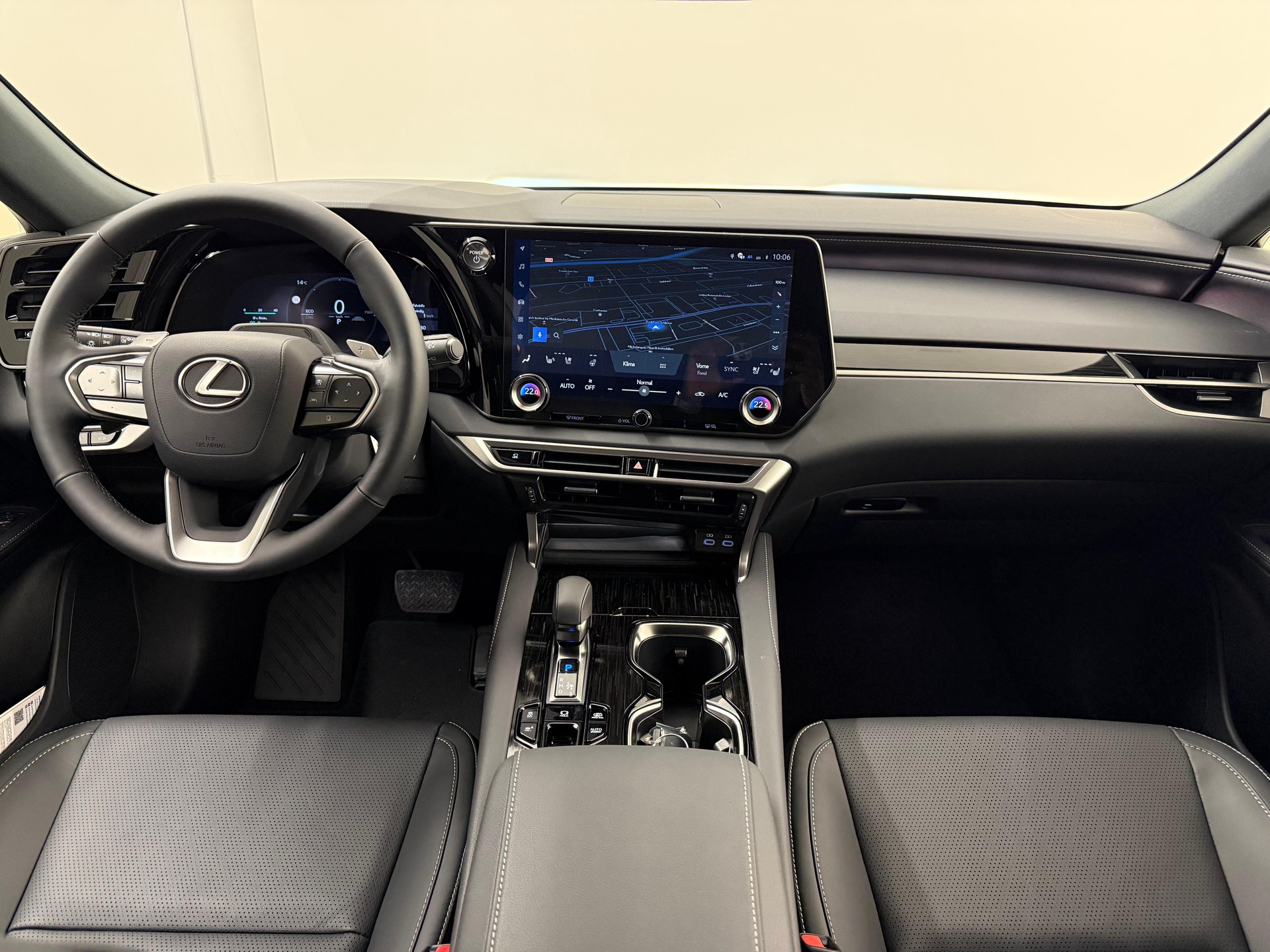 LEXUS RX 450h+ F-Line-image-6