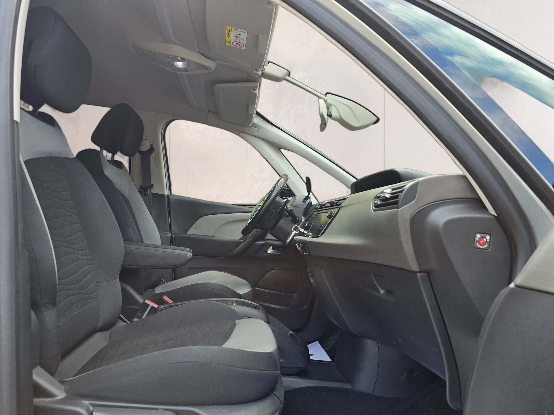 CITROEN Grand C4 Picasso 2.0 BlueHDi Intensive Automatic-image-21
