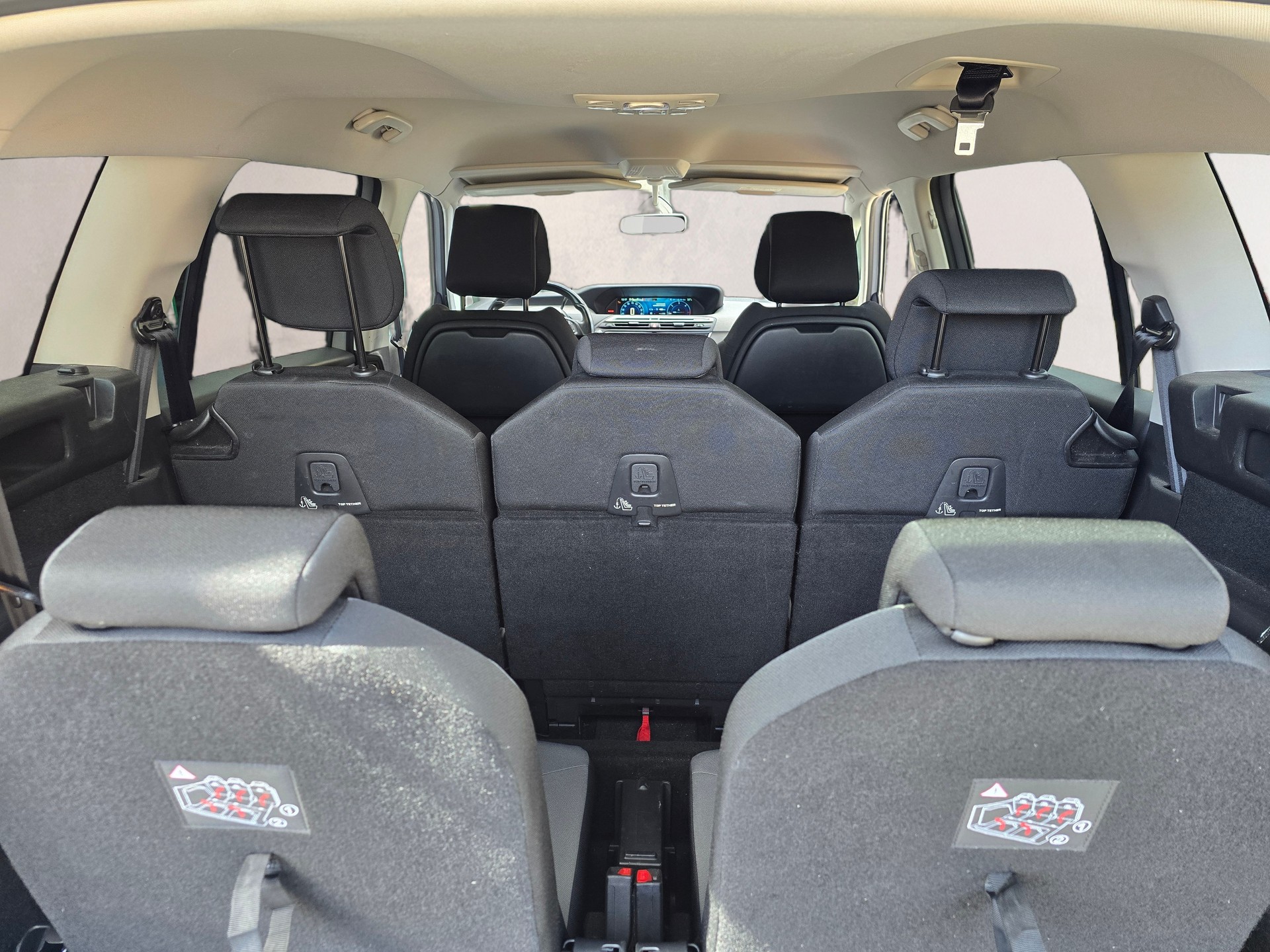 CITROEN Grand C4 Picasso 2.0 BlueHDi Intensive Automatic-image-19