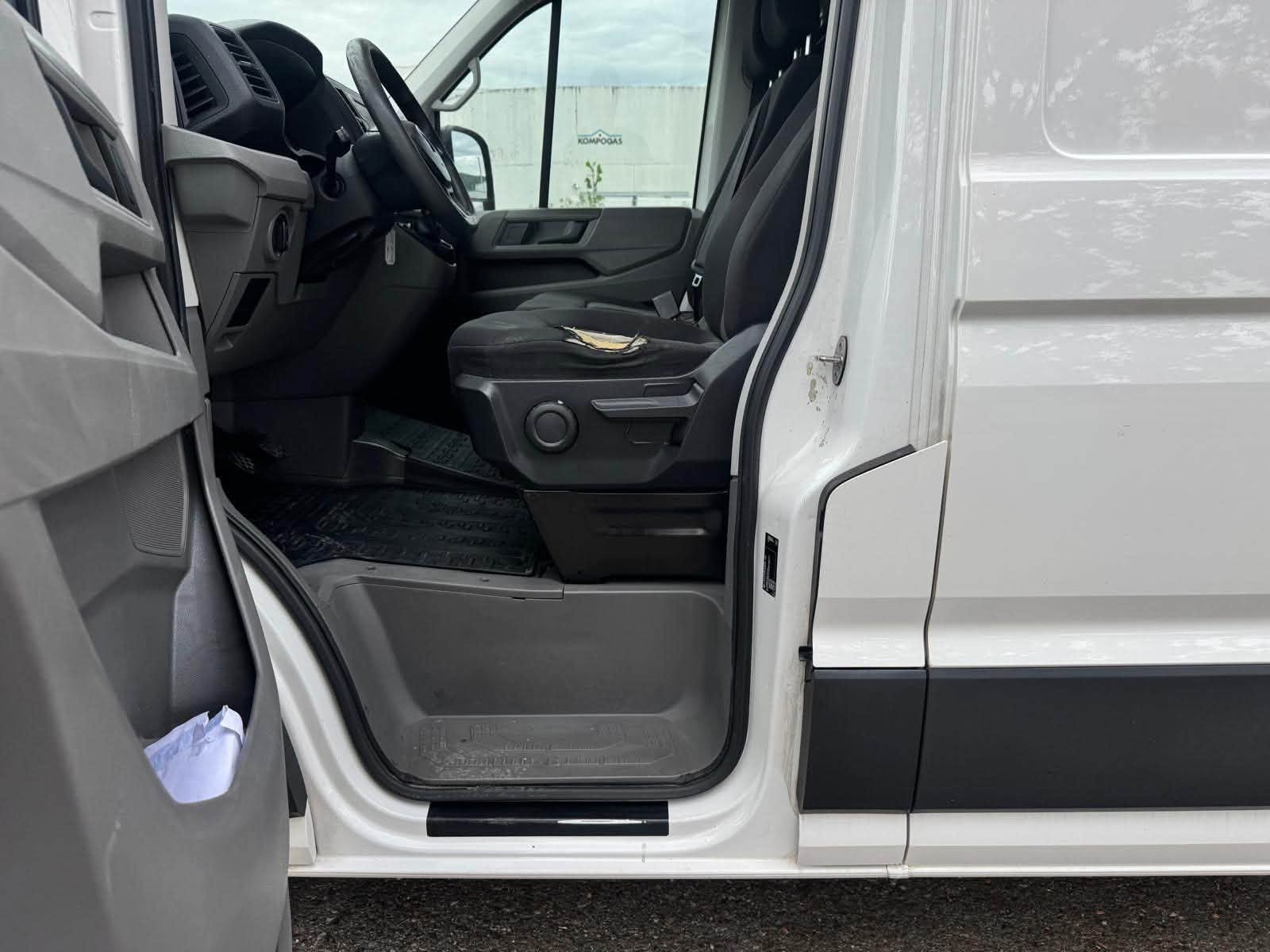 VW Crafter 35 2.0 TDI Mit Werkstatt Einrichtung-image-9