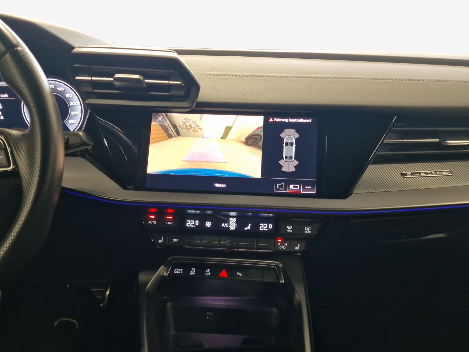 AUDI A3 Limousine 40 TFSI S-Line quattro S-tronic-image-15