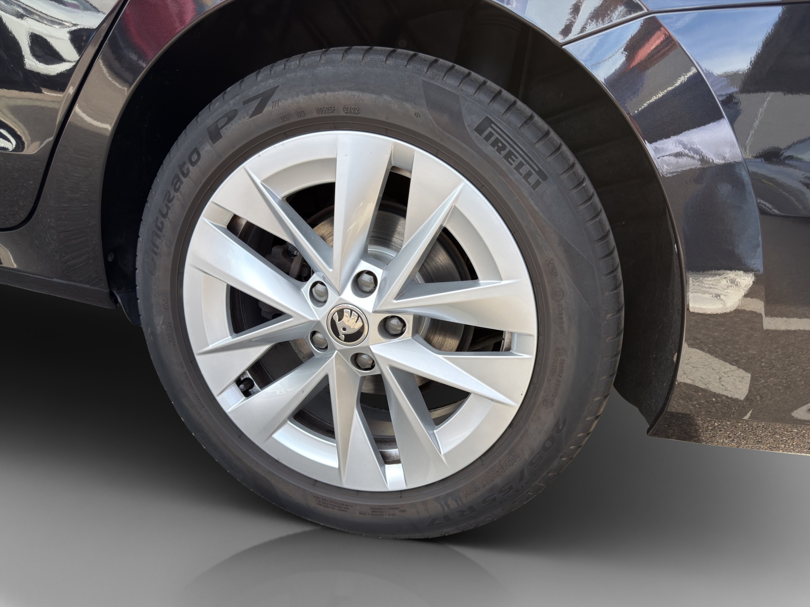 SKODA Octavia Combi 2.0 TSI Style DSG 4x4-image-14