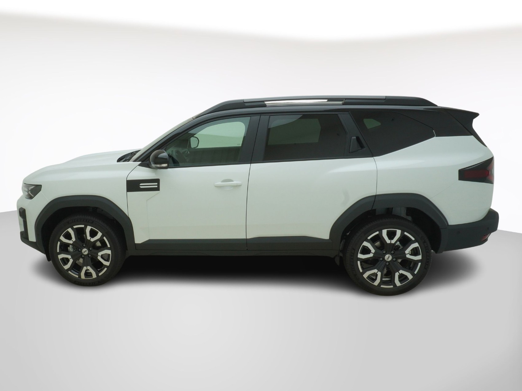 DACIA Bigster 1.2 Hybrid Journey 4x4-image-1