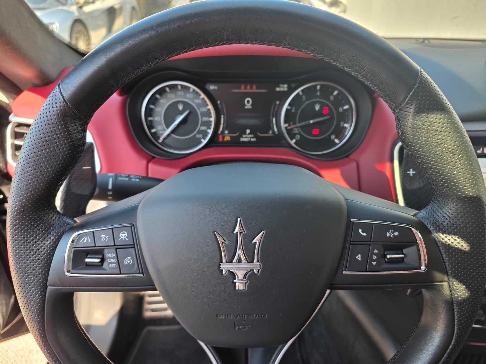 MASERATI Ghibli S Q4 3.0 GranSport Automatica-image-11