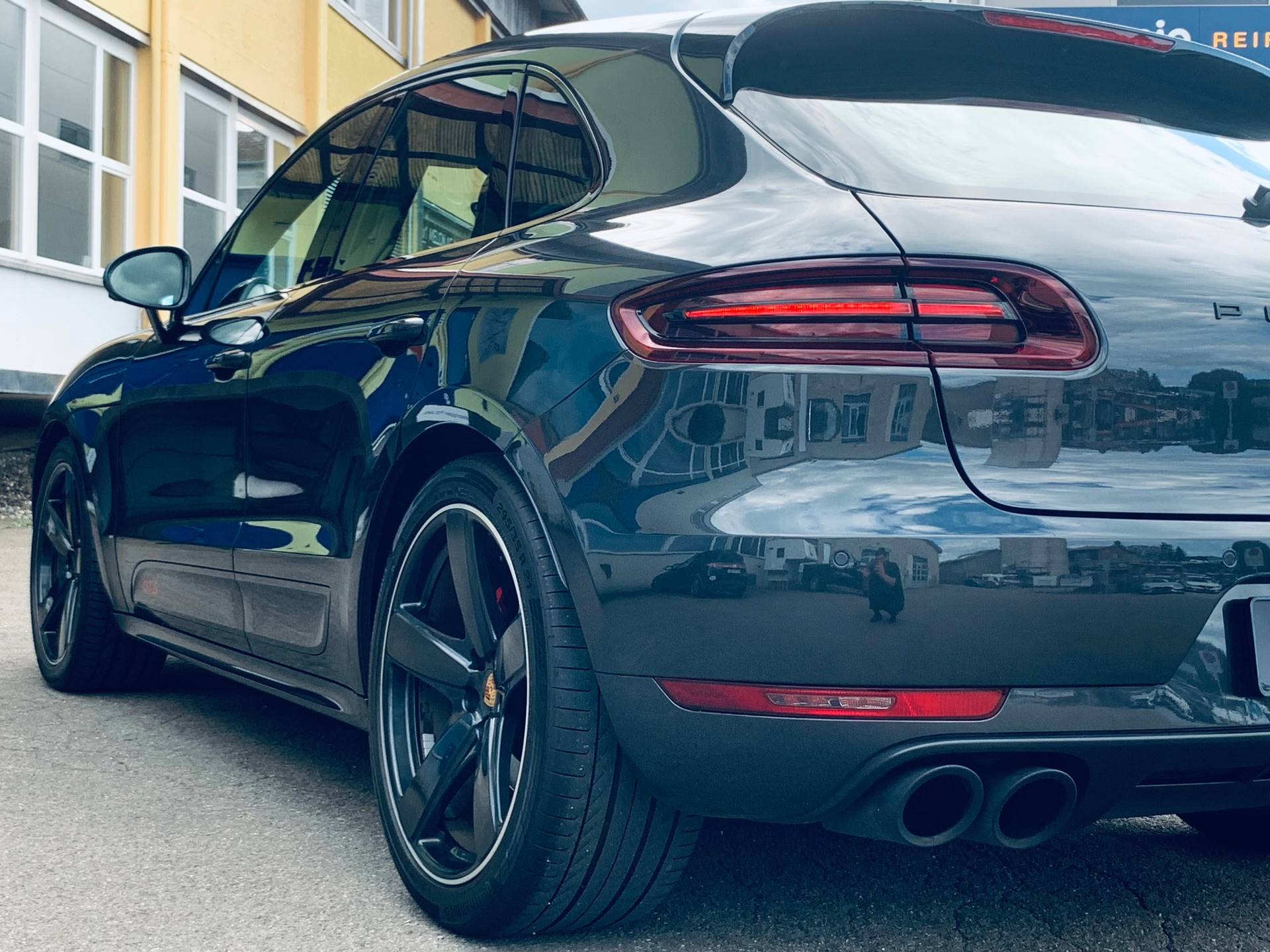 PORSCHE Macan GTS PDK-image-8