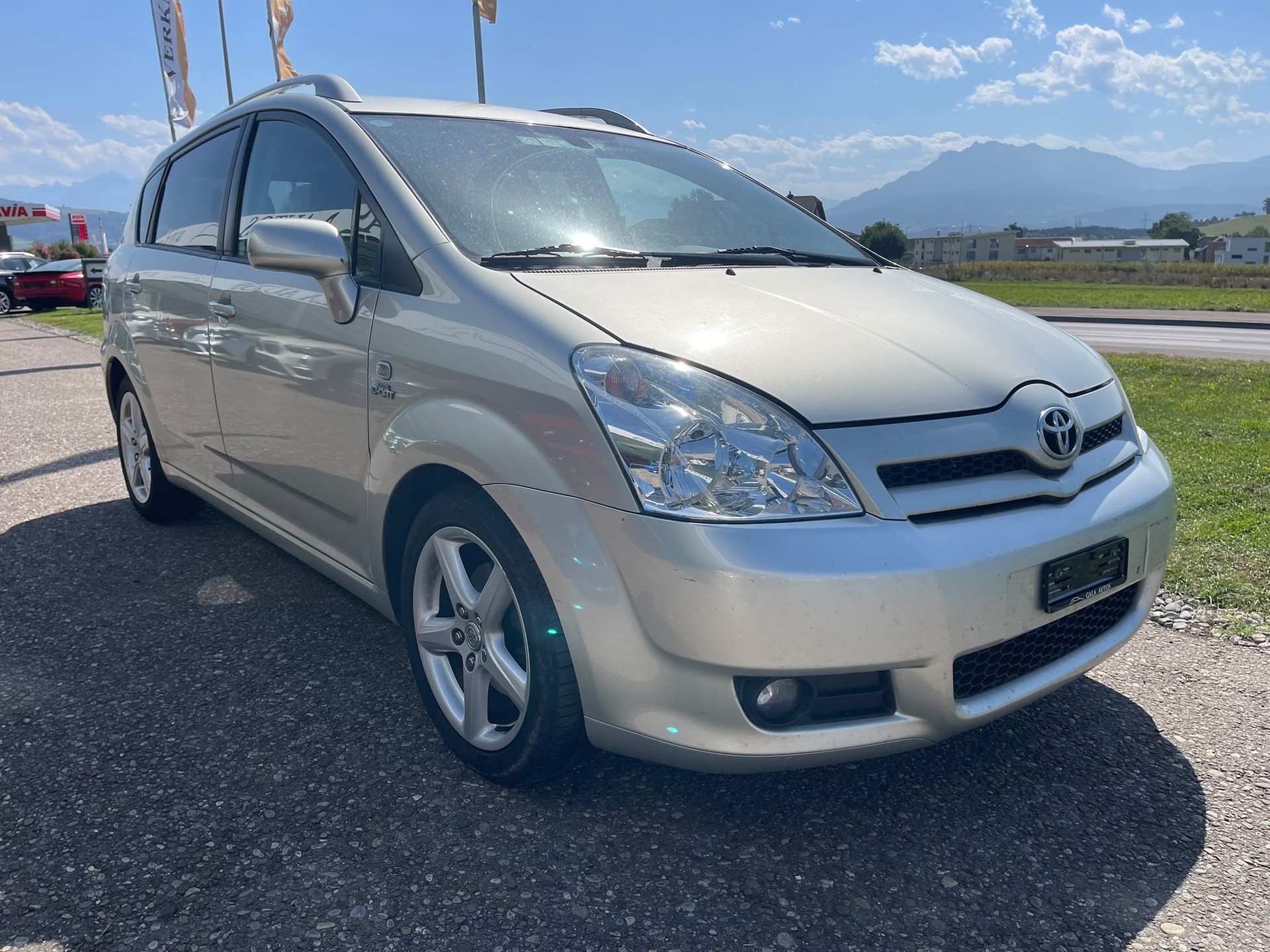 TOYOTA Corolla Verso 2.2 D-4D CleanP. Linea Sol Prem.-image-2