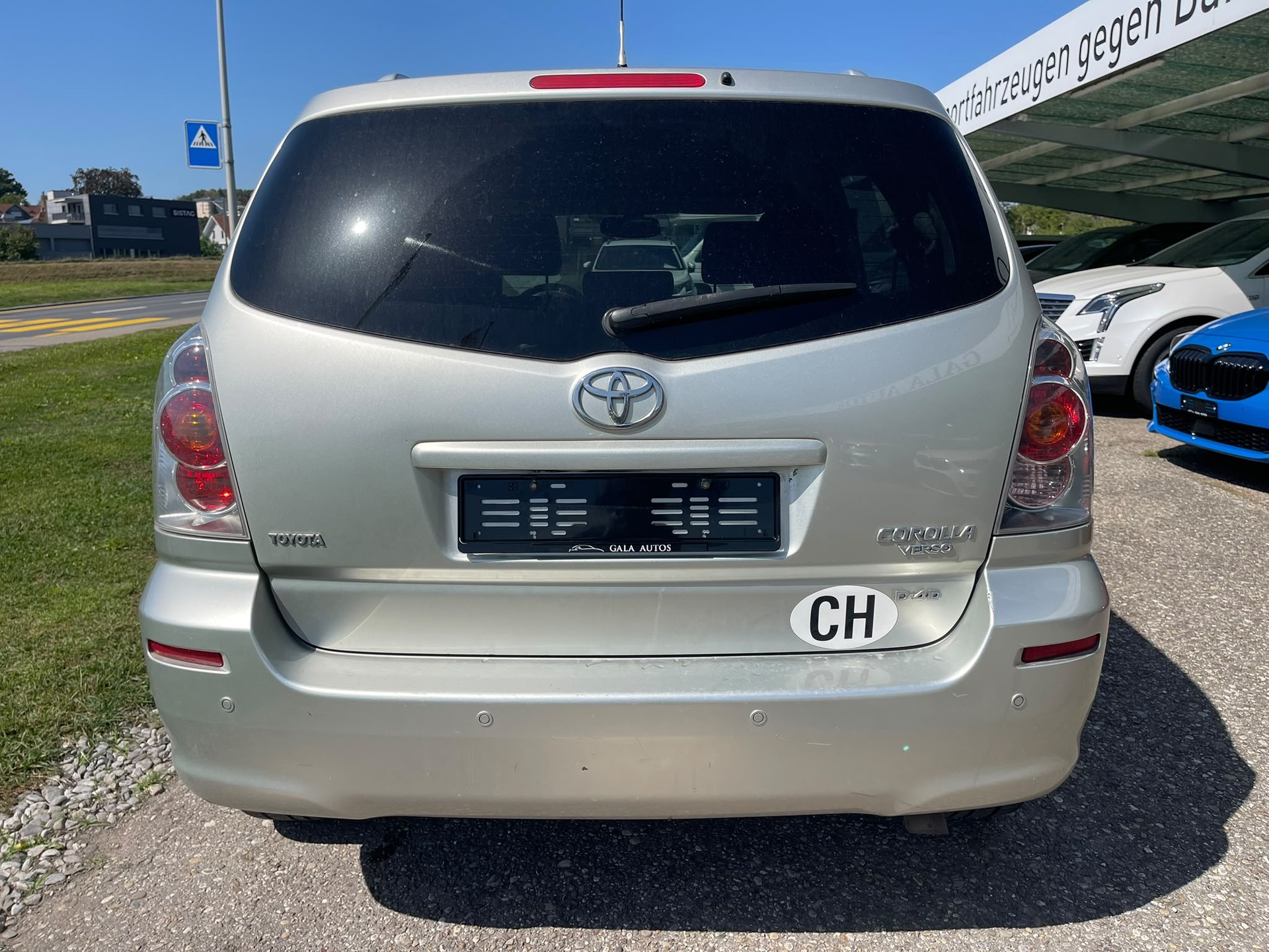 TOYOTA Corolla Verso 2.2 D-4D CleanP. Linea Sol Prem.-image-4