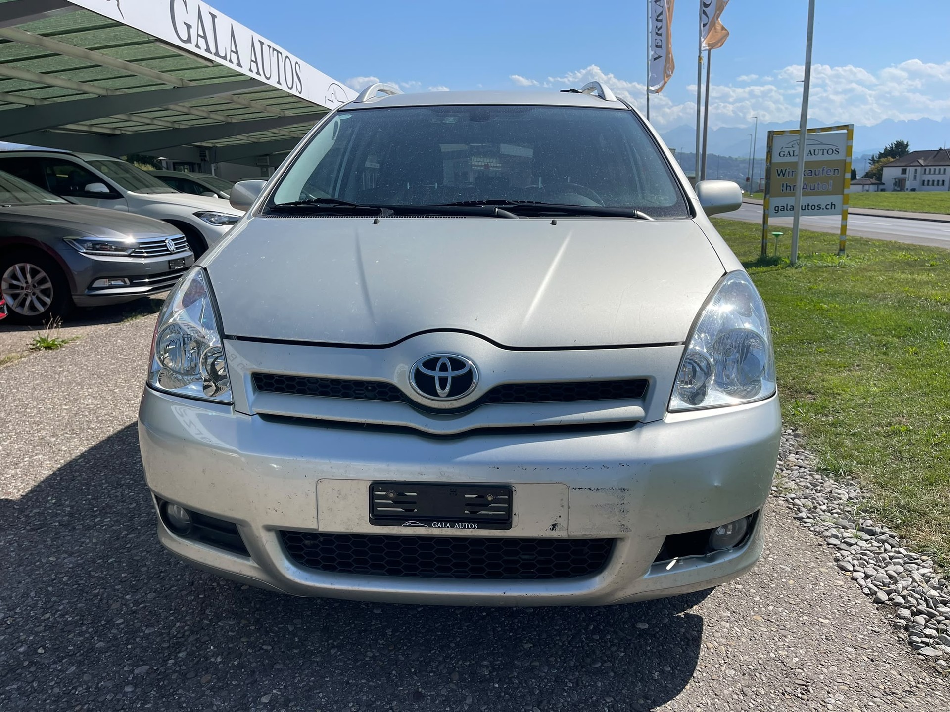 TOYOTA Corolla Verso 2.2 D-4D CleanP. Linea Sol Prem.-image-1