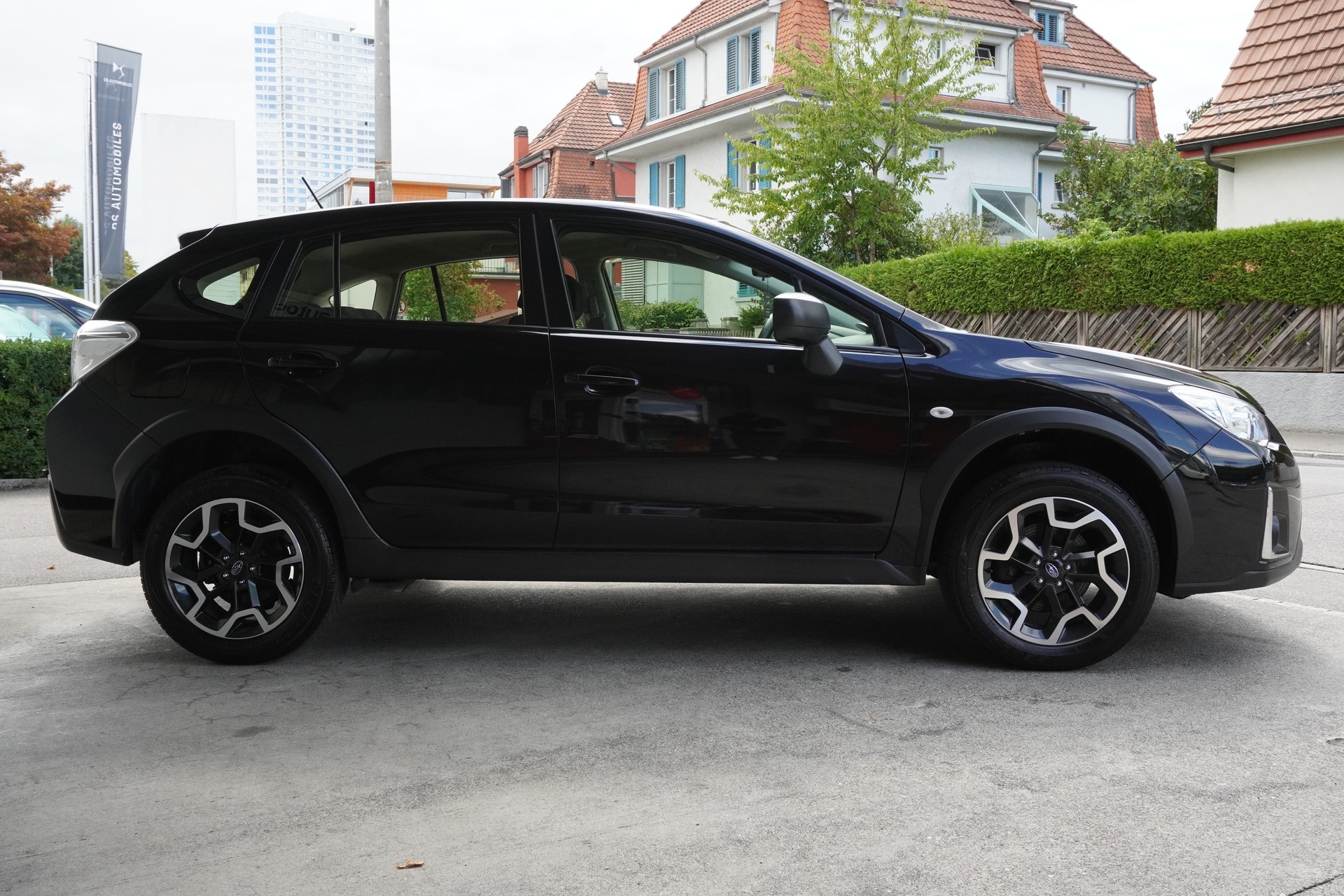 SUBARU XV 1.6 Swiss One AWD CVT-image-4