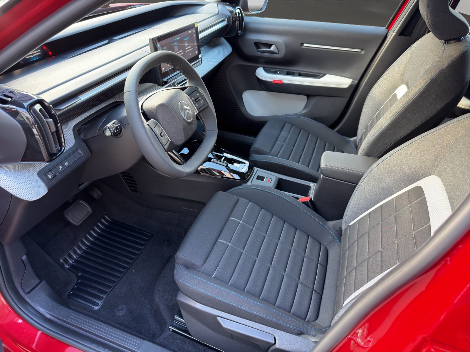 CITROEN C3 1.2 Hybrid Tonic+-image-3