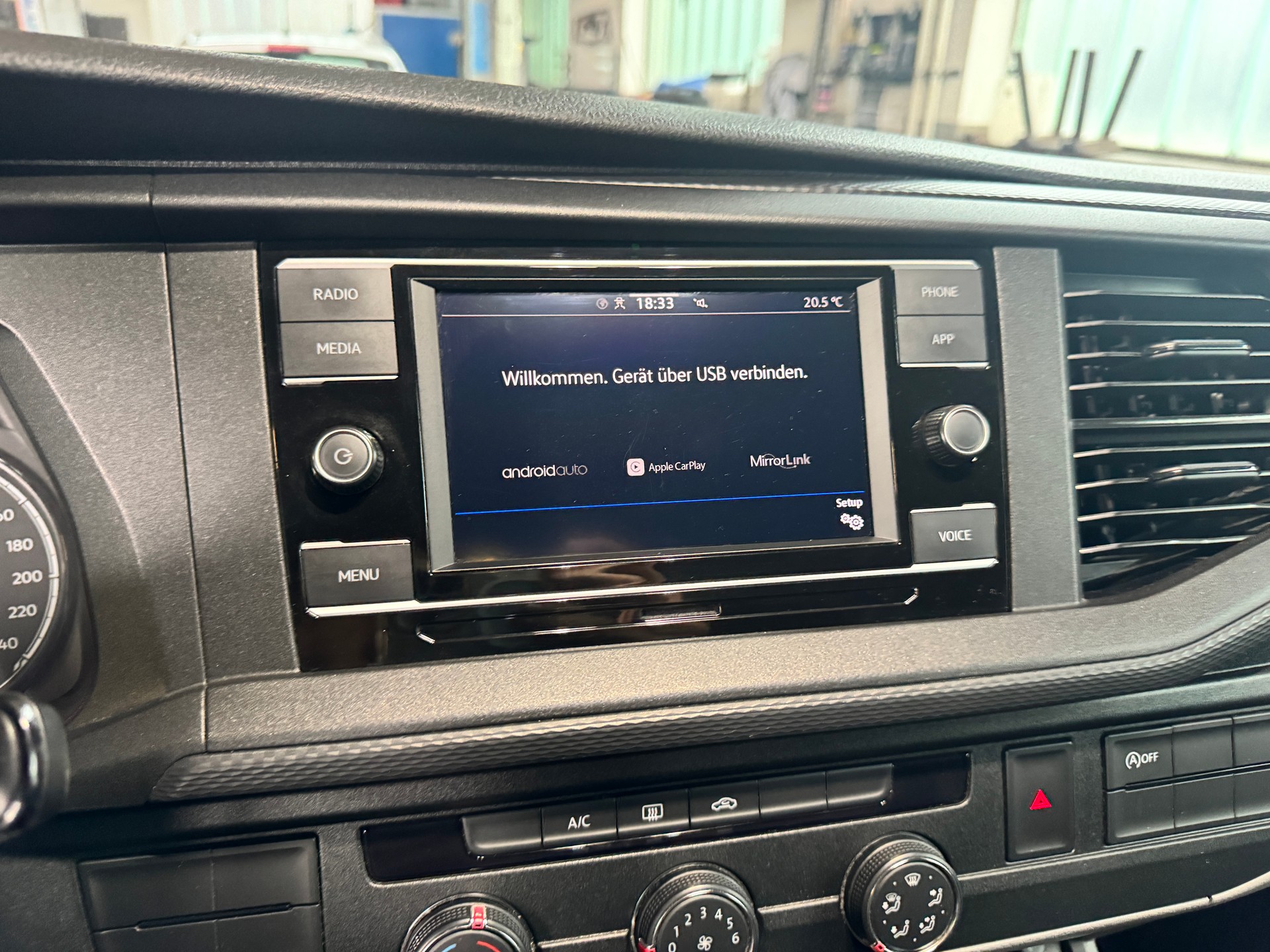 VW T6.1-image-5