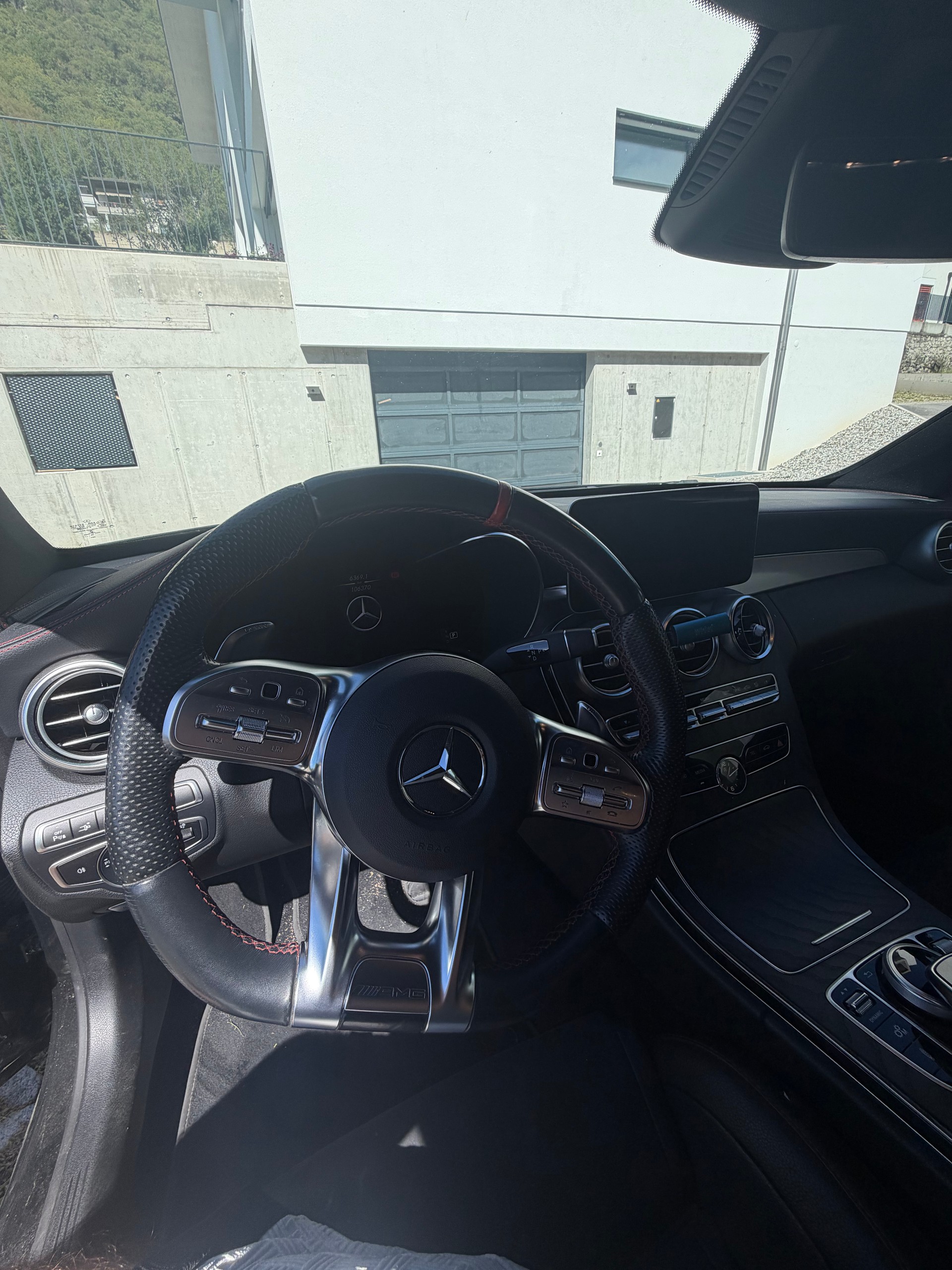 MERCEDES-BENZ C 43 AMG 4matic coupe-image-4