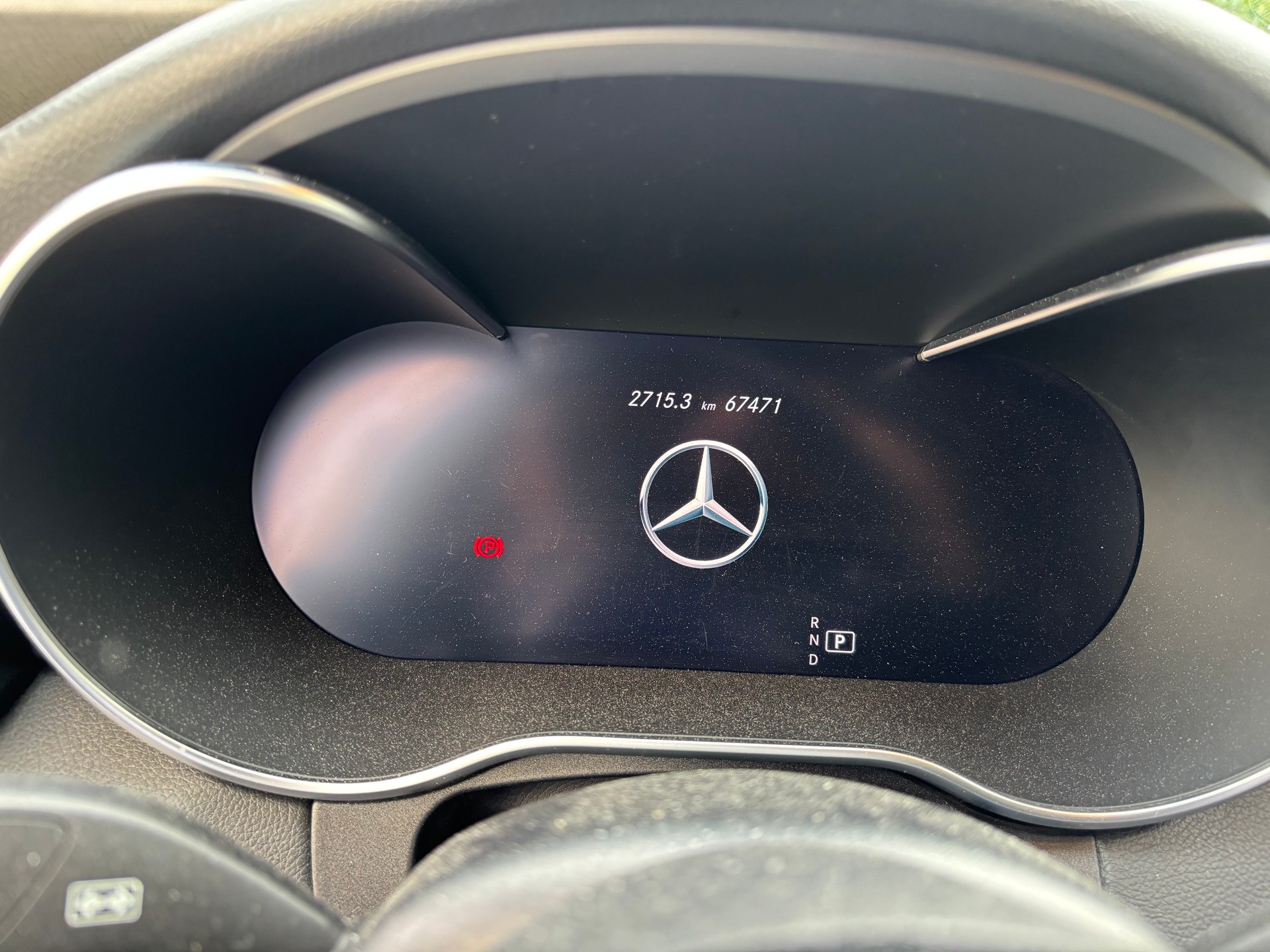 MERCEDES-BENZ C 200 AMG Line 4matic-image-4