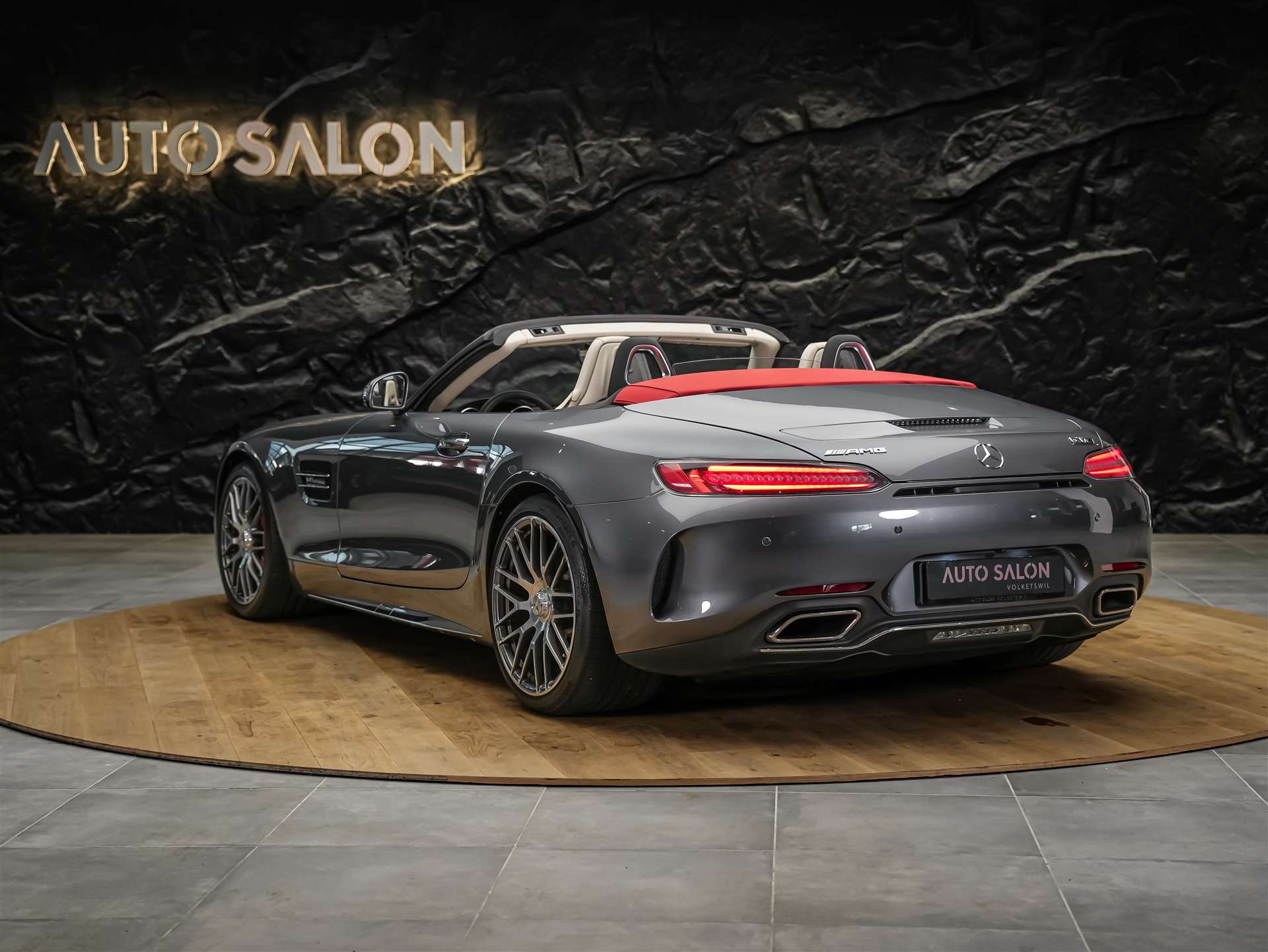 MERCEDES-BENZ AMG GT C Roadster Speedshift DCT-image-4