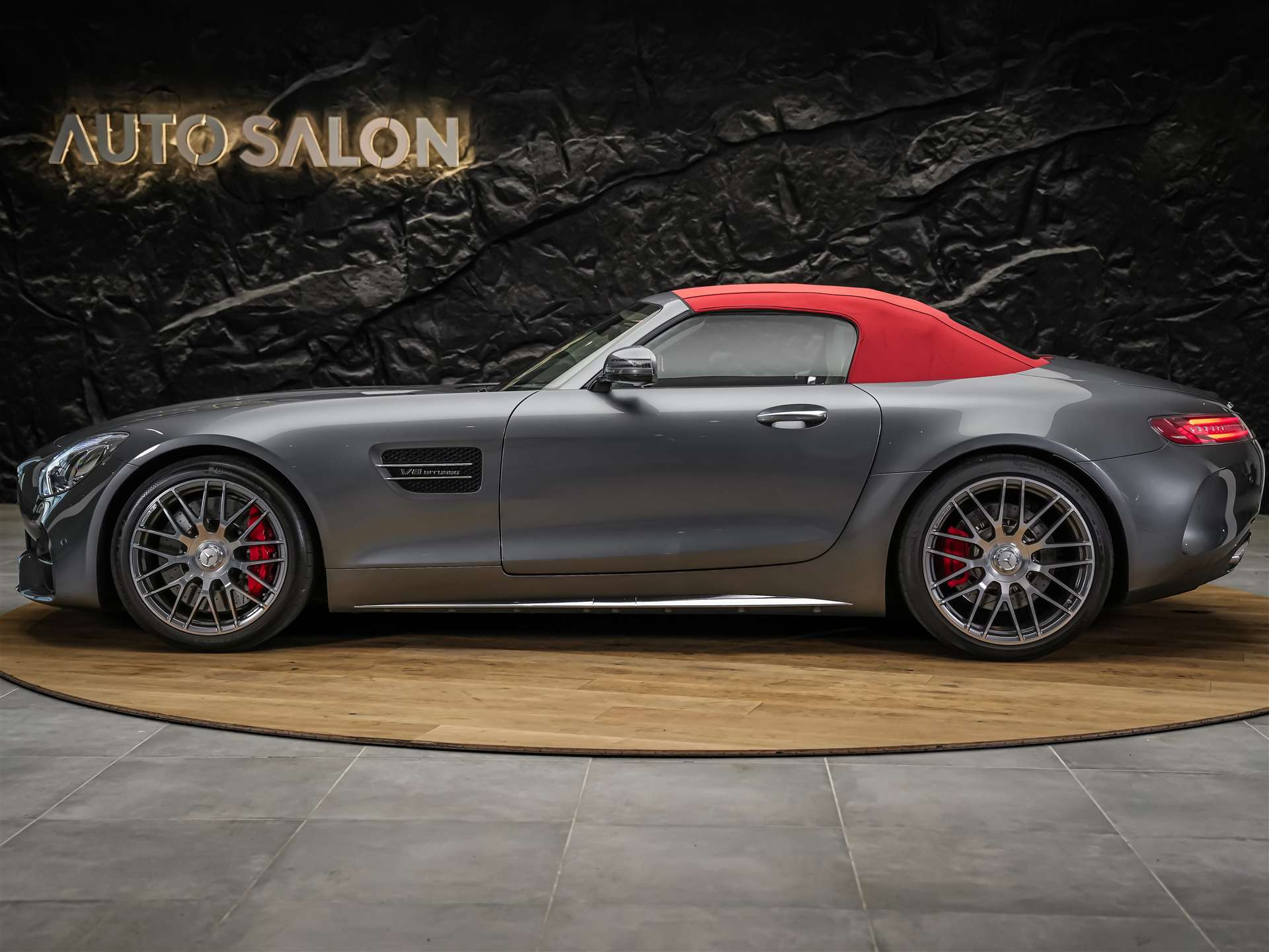 MERCEDES-BENZ AMG GT C Roadster Speedshift DCT-showroom-element-3