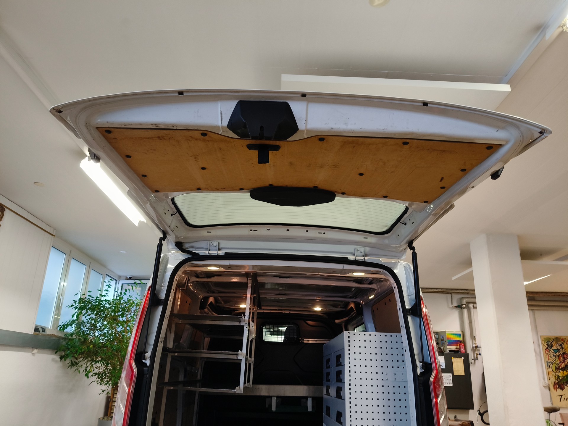 FORD Transit Custom Van 290 L2H1 Ambiente-image-19