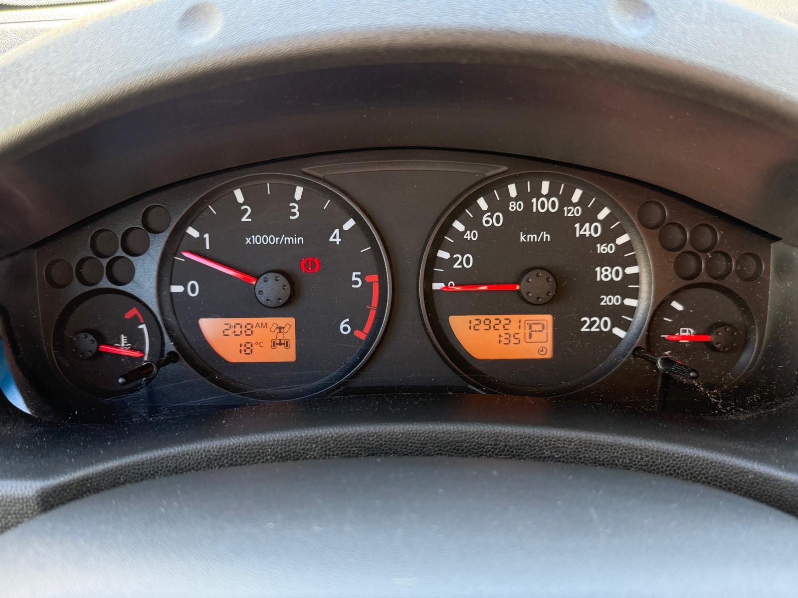 NISSAN Navara Double Cab Platinum 2.5 dCi 4WD-image-14