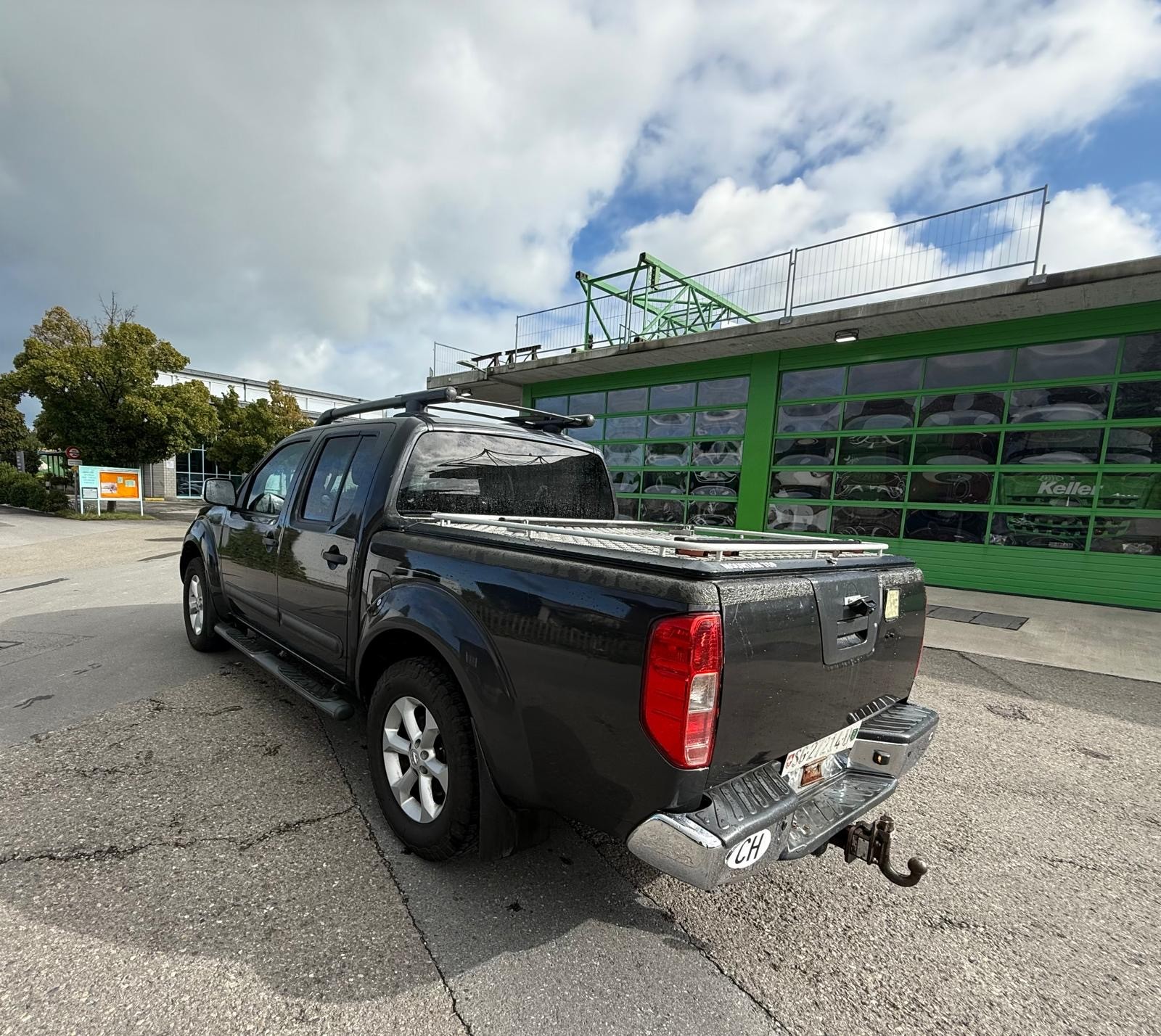 NISSAN Navara Double Cab Platinum 2.5 dCi 4WD-image-6