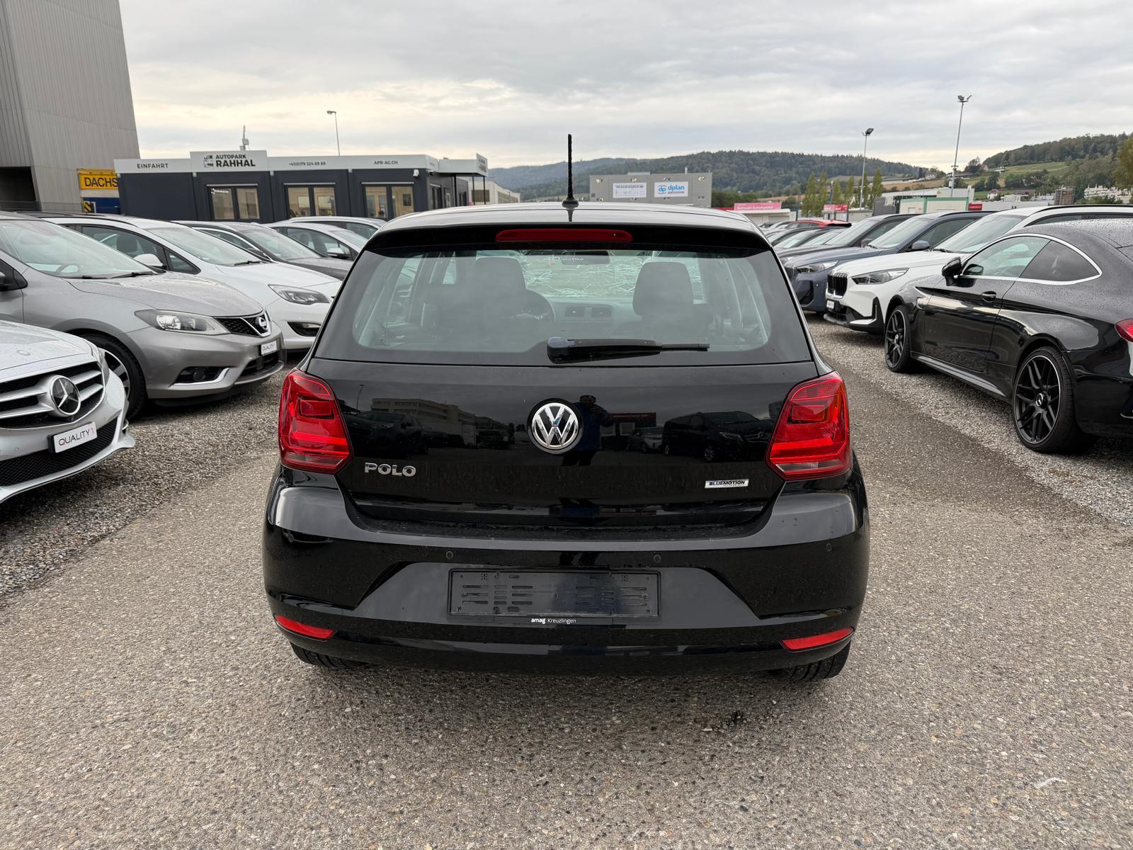 VW Polo 1.0 MPI 60 BlueMT Trendline-image-4