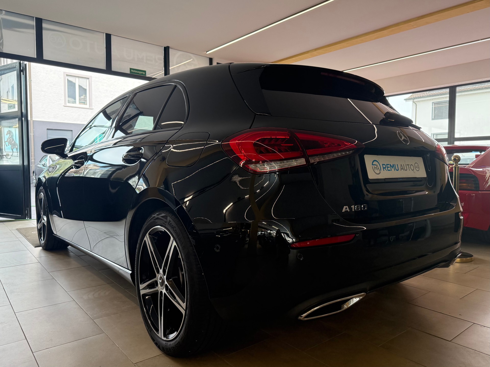 MERCEDES-BENZ A 180 Night Star-image-5