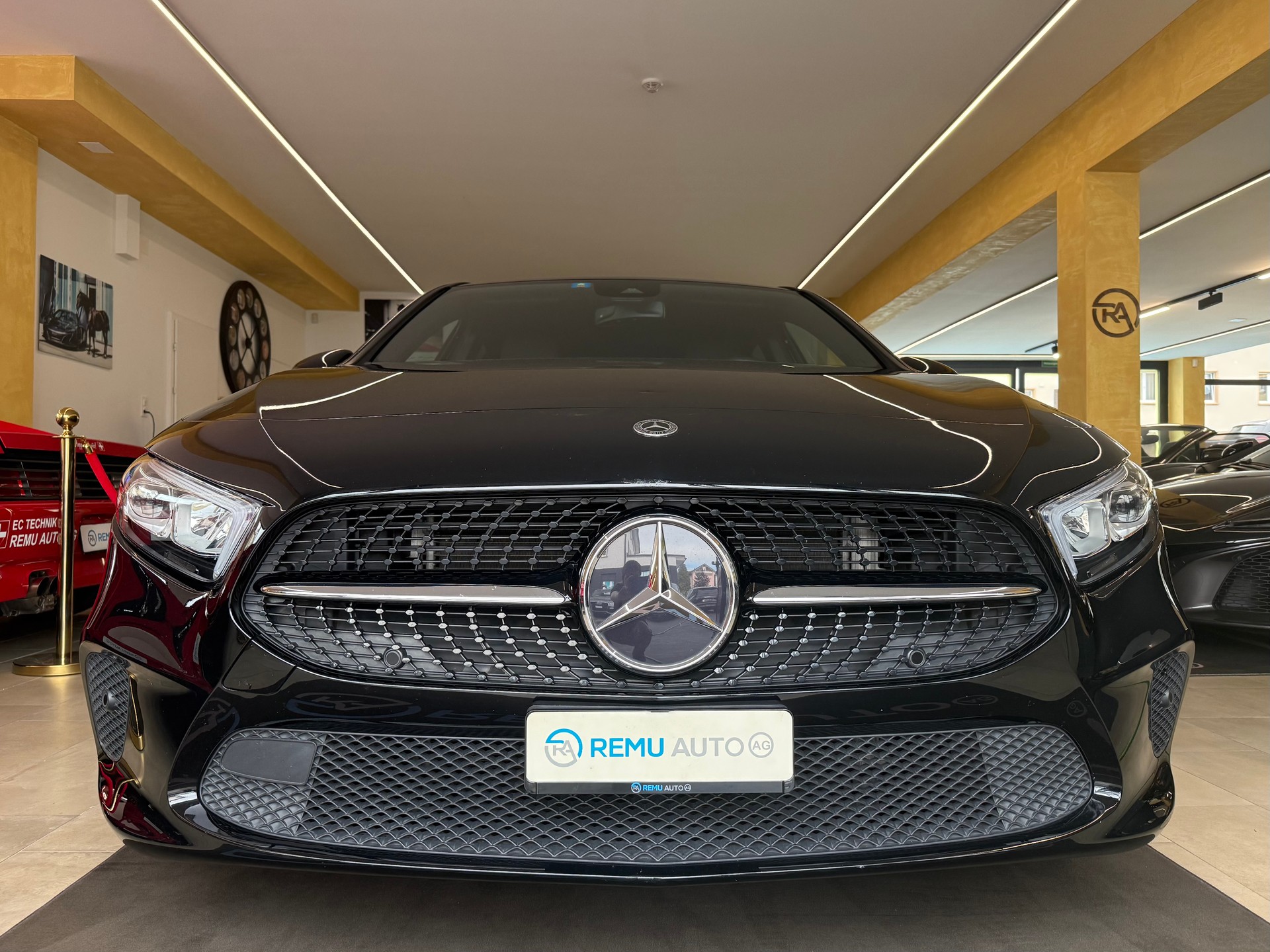 MERCEDES-BENZ A 180 Night Star-image-8