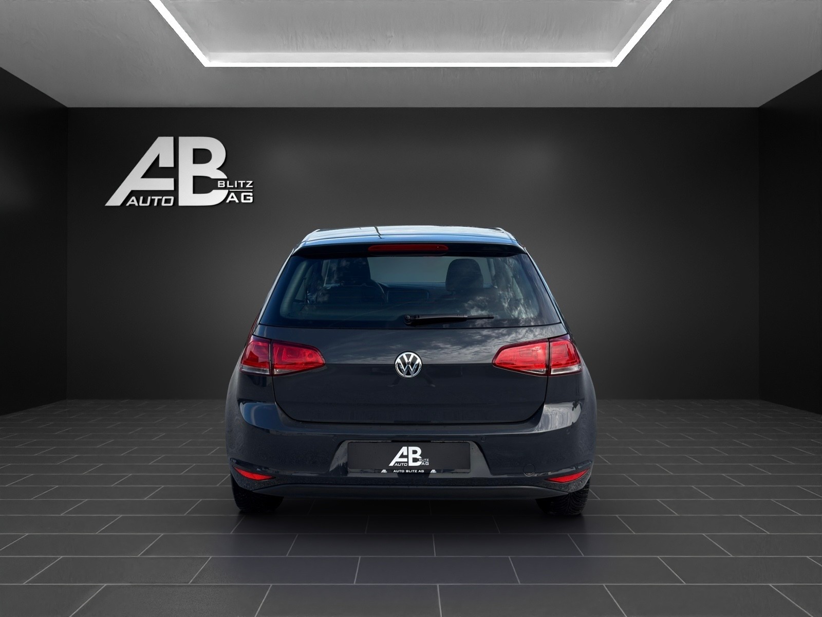 VW Golf 1.2 TSI Trendline-image-3