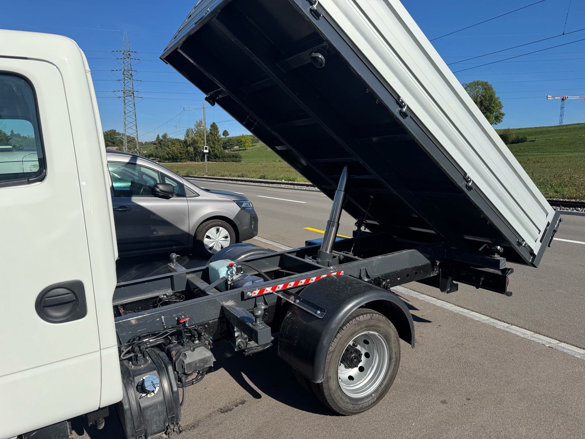 NISSAN NT400 35.13 L2 PRO **Anhängelast 3.5t** Top gepflegt 6 Plätzer-image-1