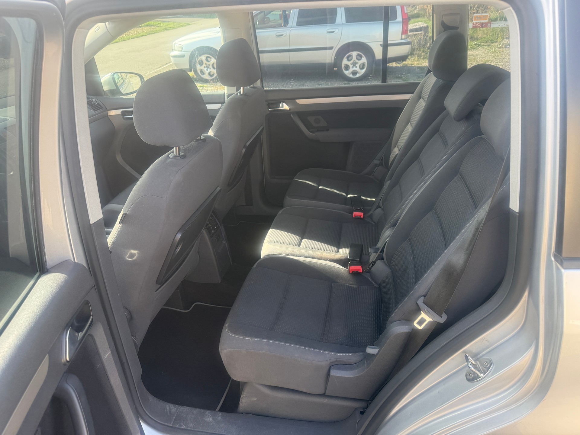 VW Touran 1.4 TSI Highline DSG-image-7