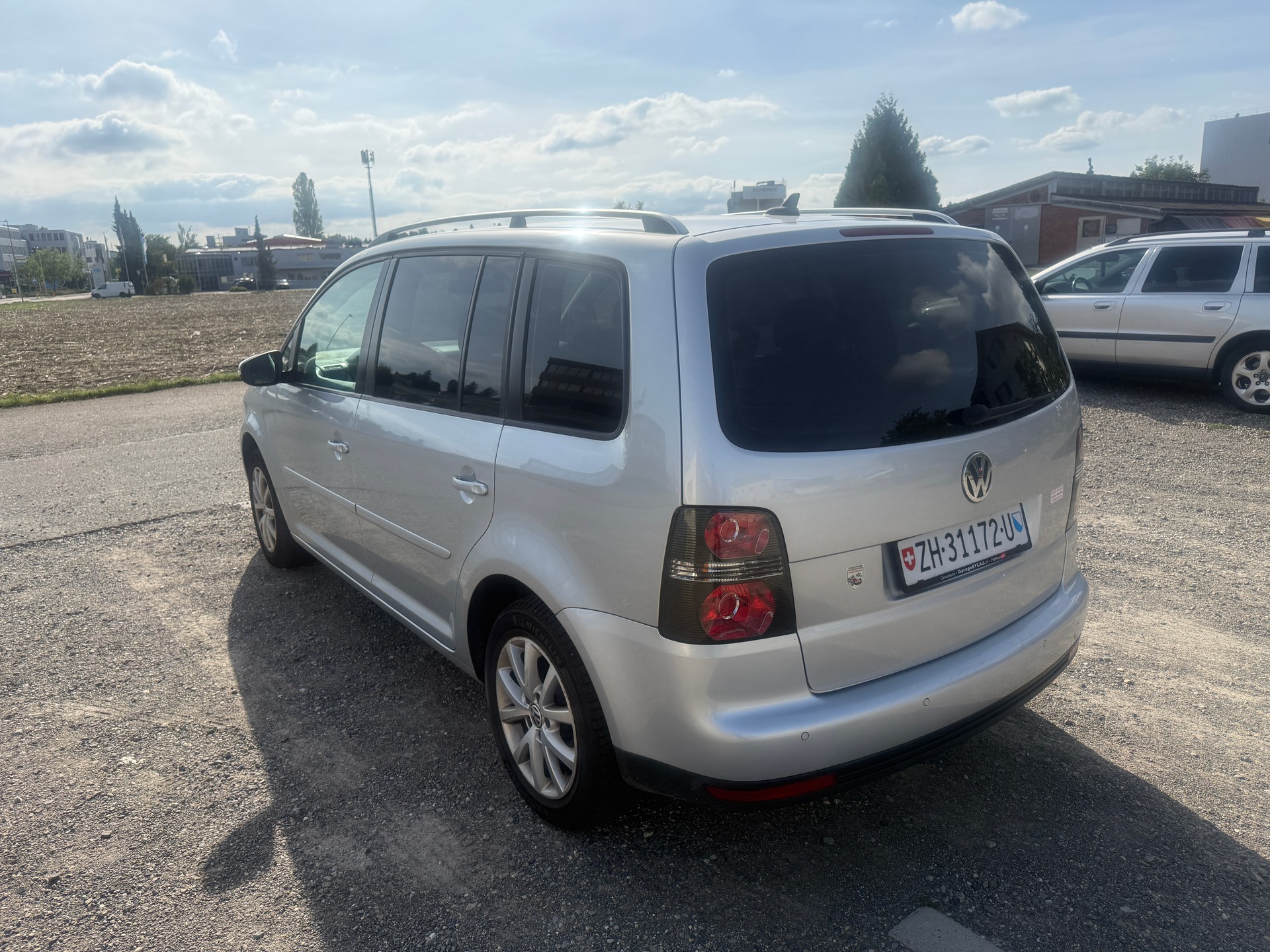 VW Touran 1.4 TSI Highline DSG-image-5