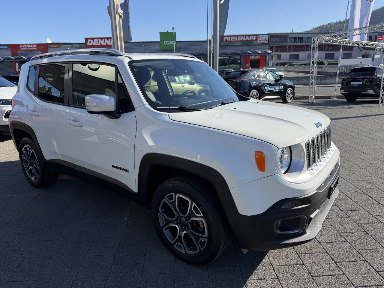 JEEP Renegade 1.4 170 MultiAir Freedom AWD-image-2