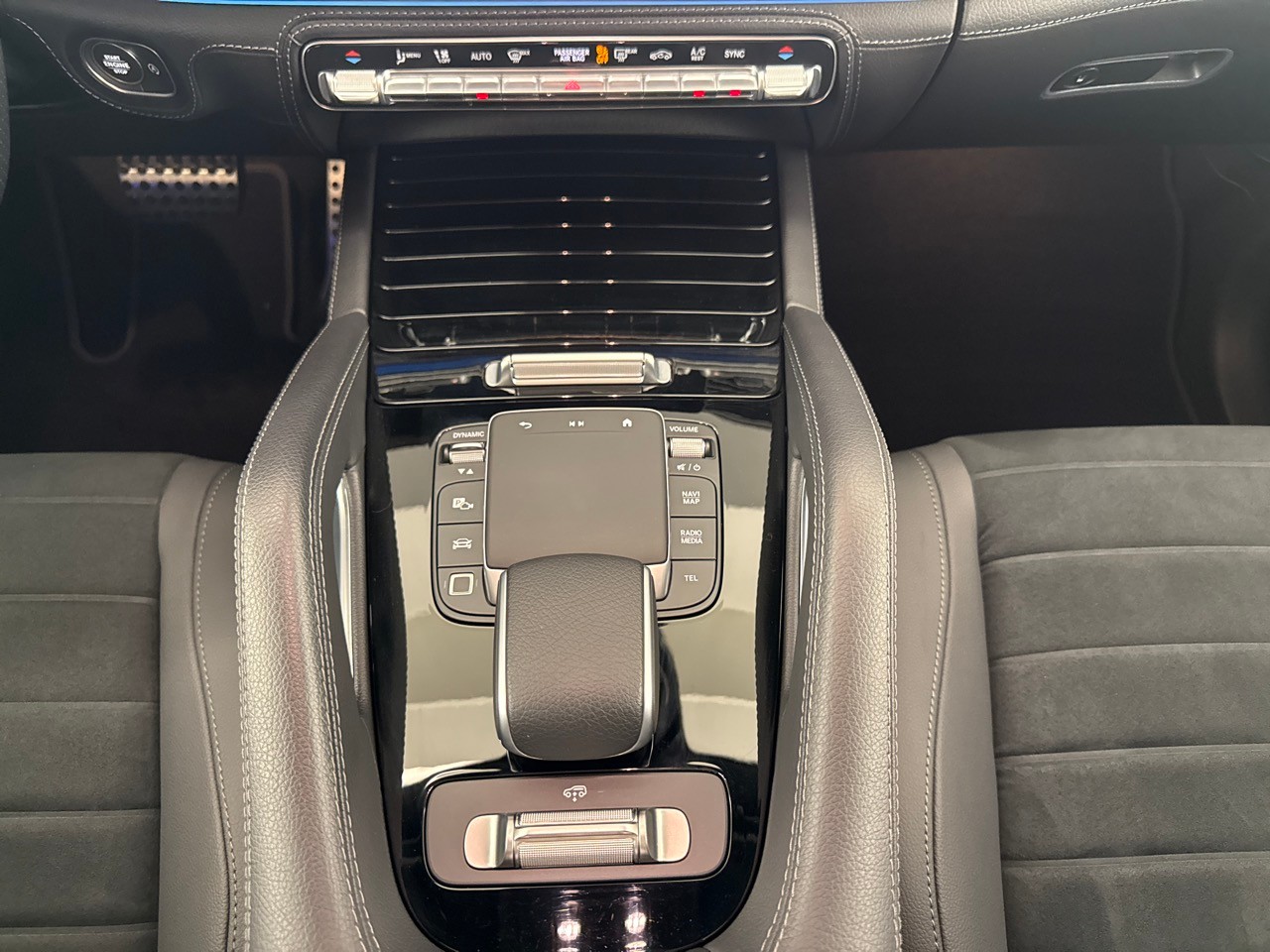 MERCEDES-BENZ GLE 450 d 4Matic 9G-Tronic-image-12