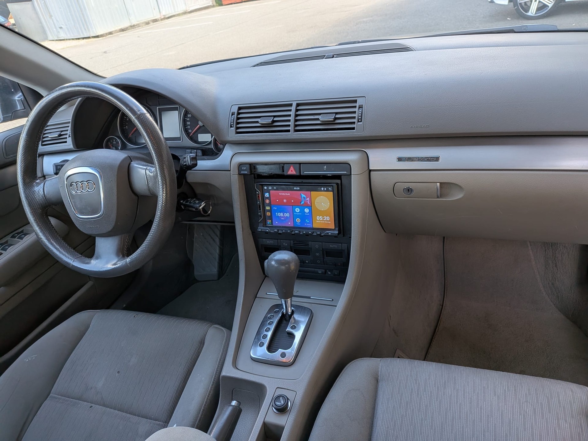 AUDI A4 Avant 3.2 FSI quattro-image-7