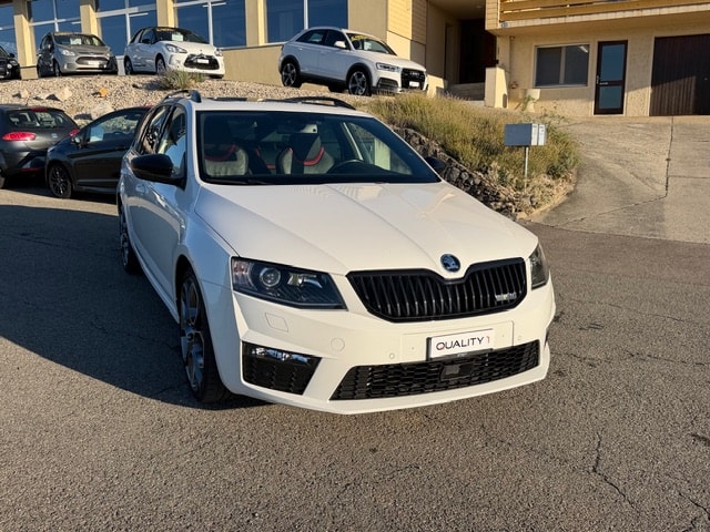 SKODA Octavia Combi 2.0 TDI RS 4x4 DSG-image-0