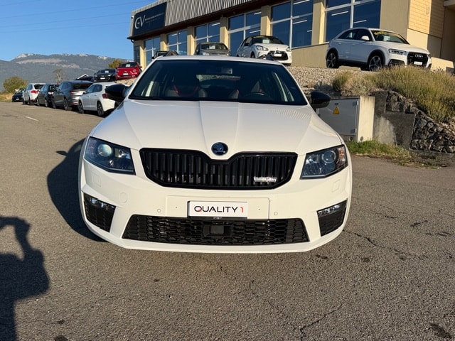 SKODA Octavia Combi 2.0 TDI RS 4x4 DSG-image-1