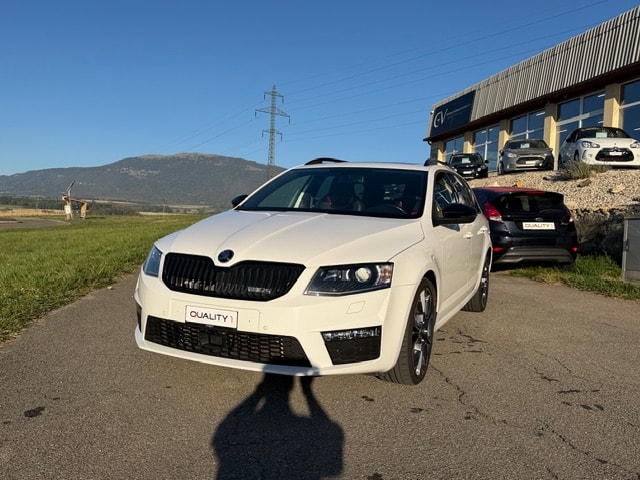 SKODA Octavia Combi 2.0 TDI RS 4x4 DSG-image-2