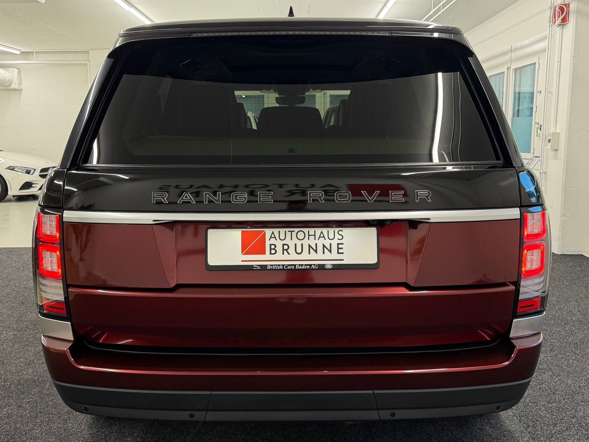 LAND ROVER Range Rover 3.0 TDV6 Autobiography Automatic-image-5