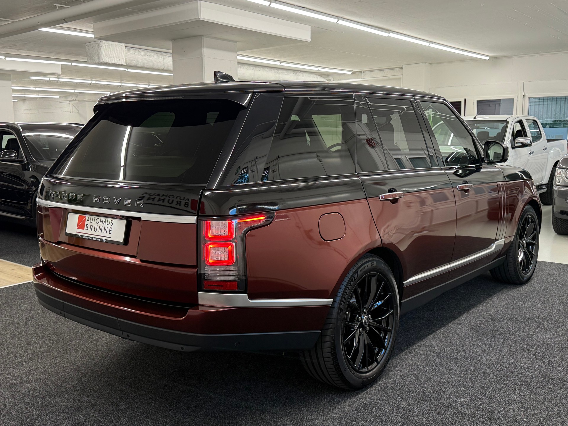 LAND ROVER Range Rover 3.0 TDV6 Autobiography Automatic-image-3