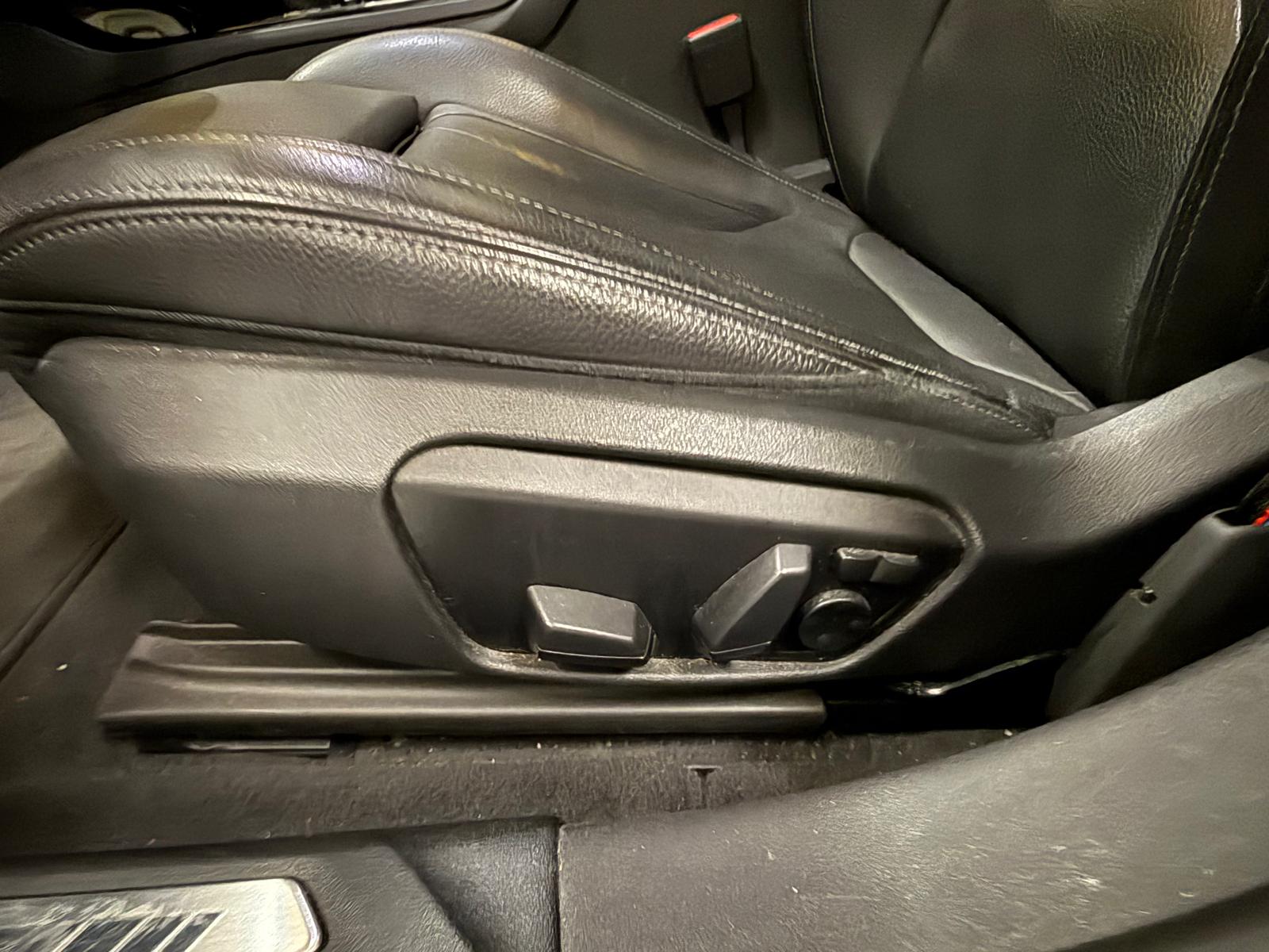 BMW M135i xDrive Steptronic-image-10