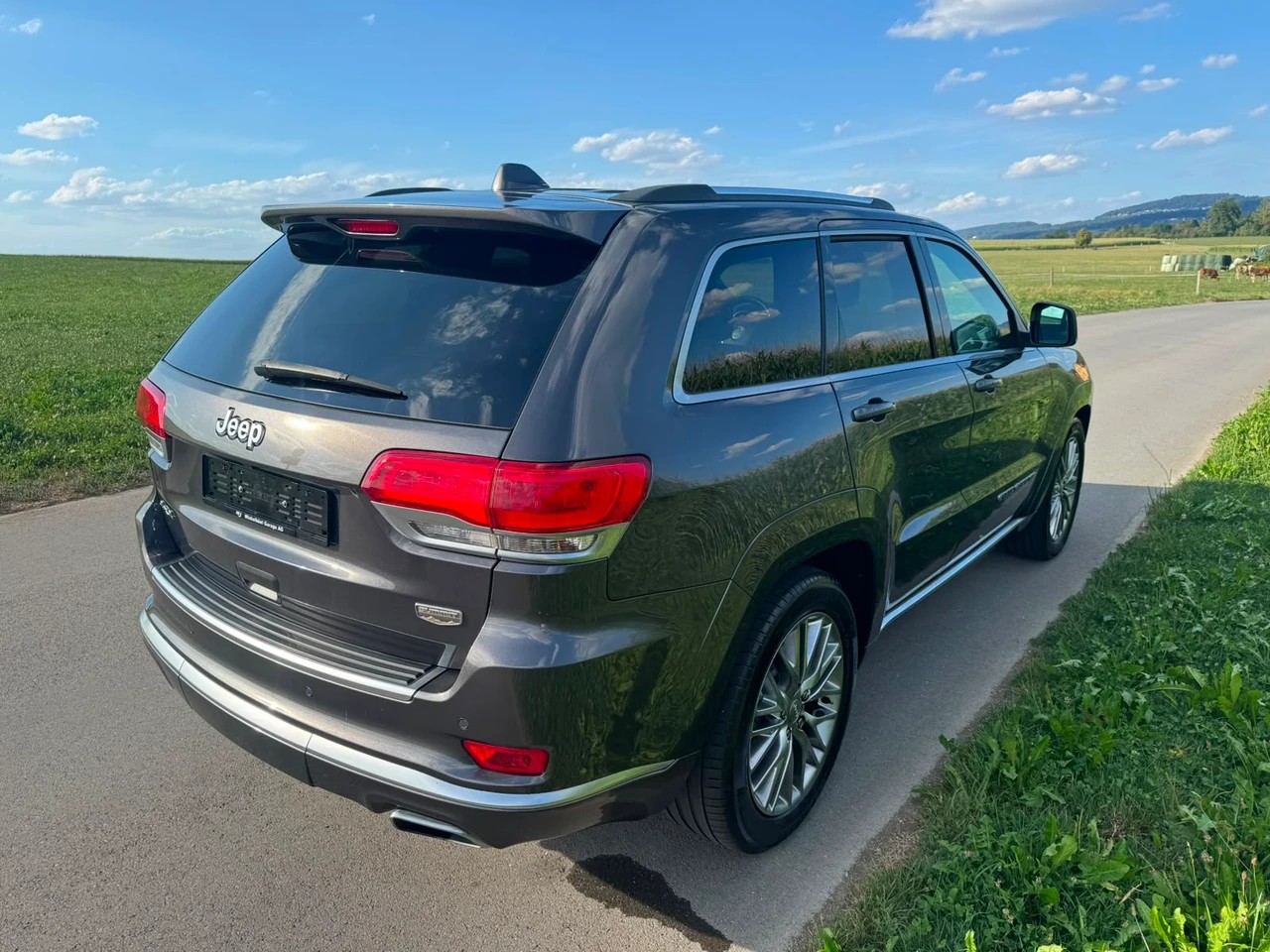 JEEP Grand Cherokee 3.0 CRD Summit Automatic mit Anhängerkupplung 3.5t-image-4